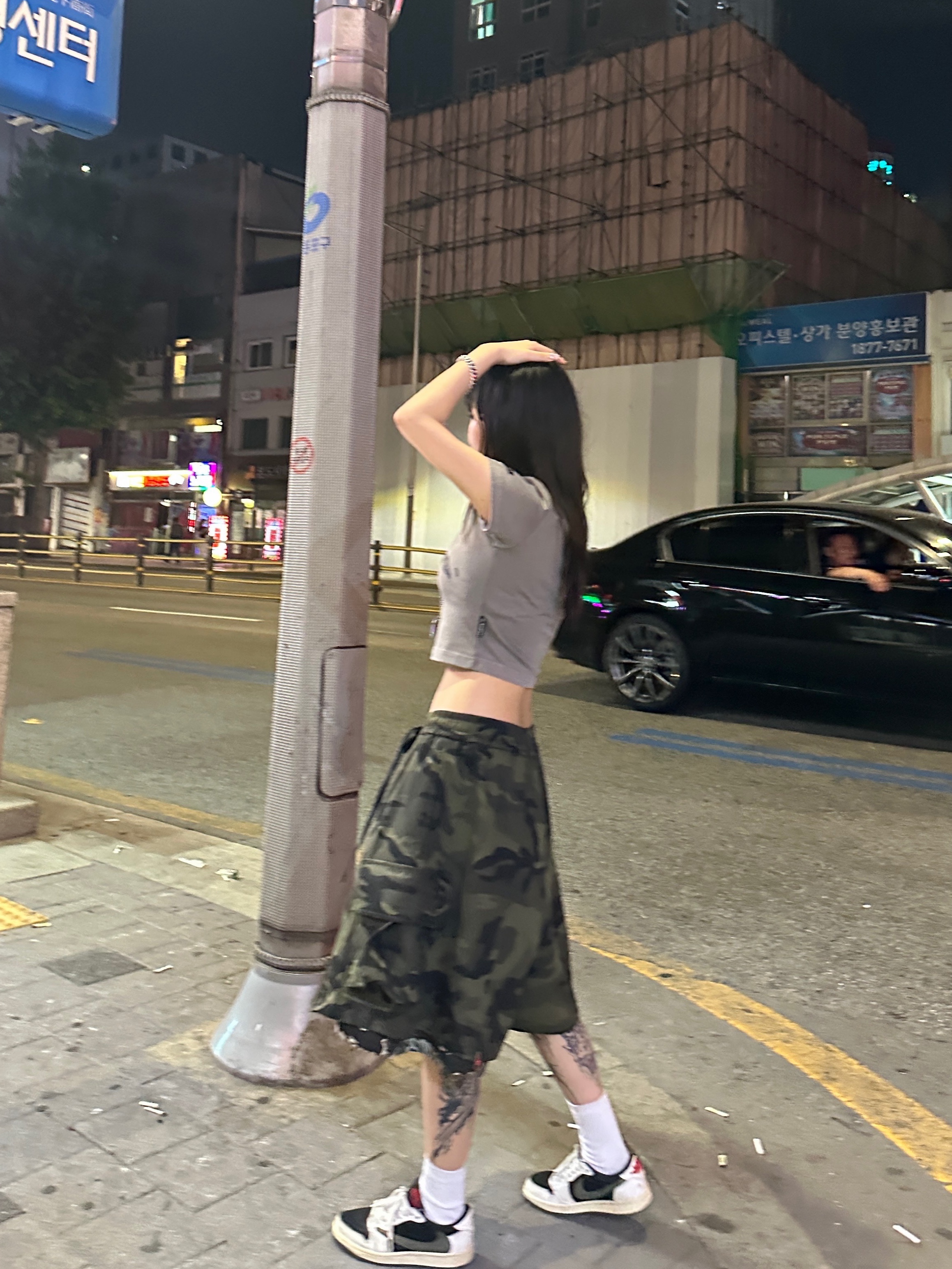 (W) Jordan 1 x Travis Scott Retro Low OG SP Medium Olive 착용 스타일