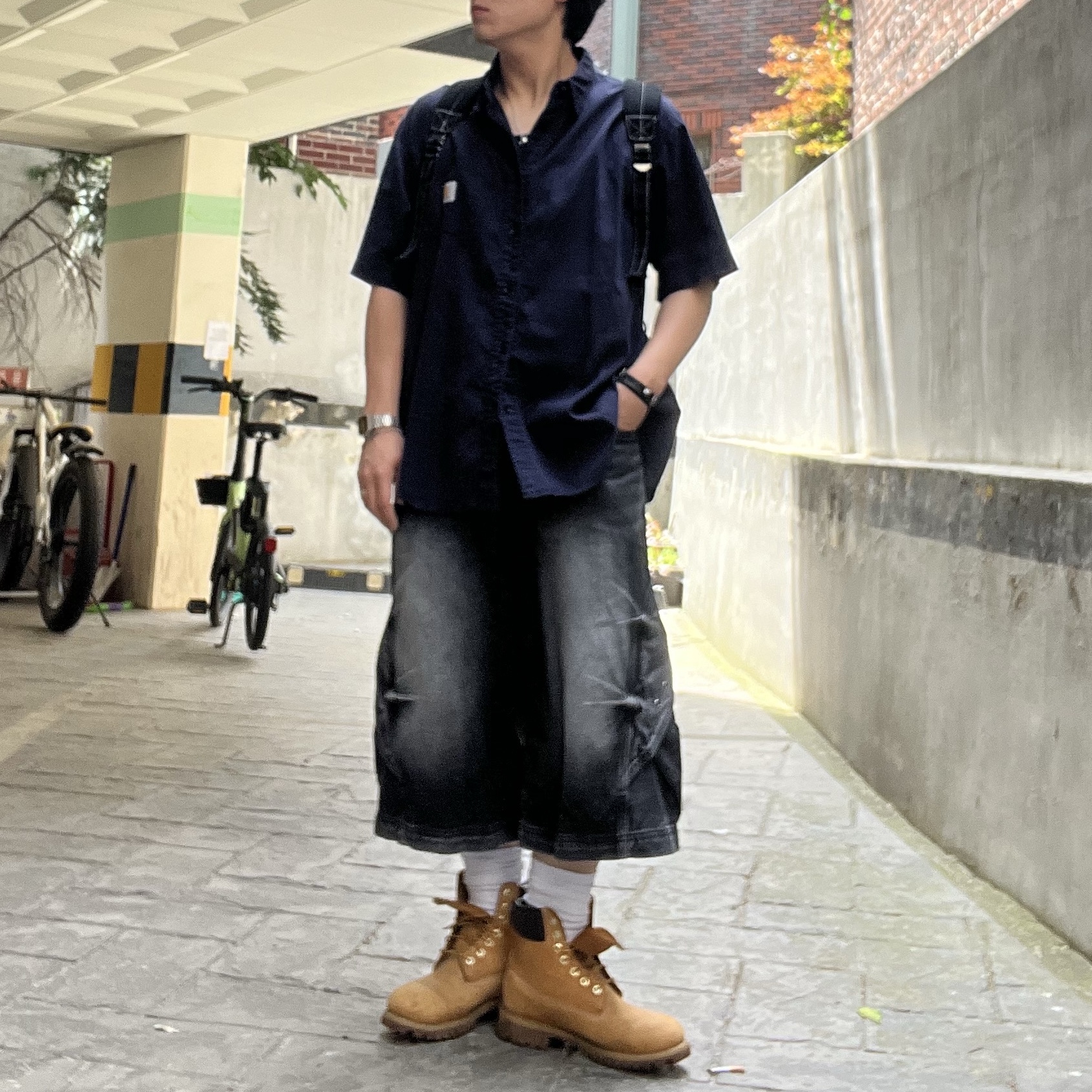 Timberland Premium 6 inch Waterproof Boot Wheat Nubuck - Wide, BLR Curved Cover Cargo Bermuda Washing Denim Pants Black 착용 스타일