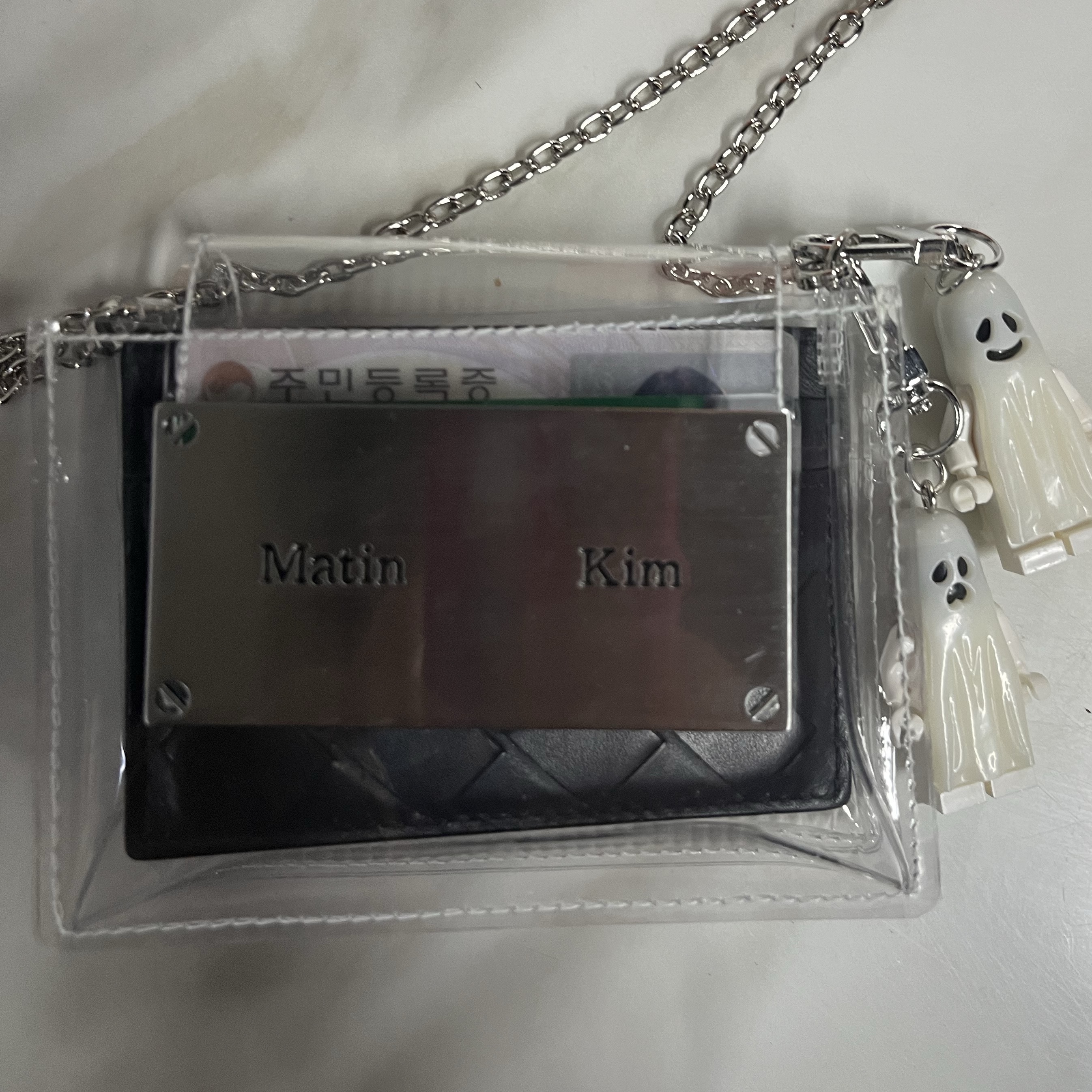 Matin Kim Accordion Jelly Mini Bag Clear, Bottega Veneta Card Case Black 착용 스타일
