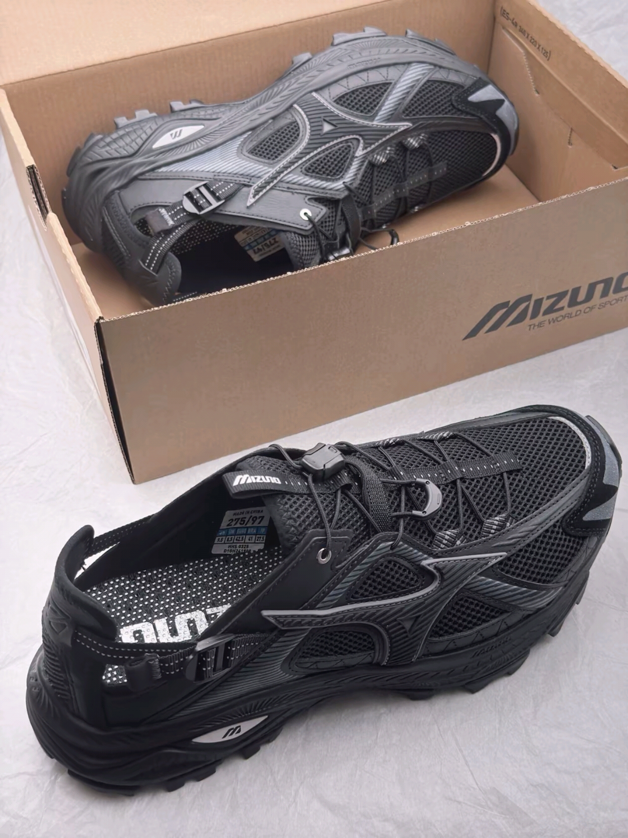 Mizuno Racer Trail SE Black 착용 스타일