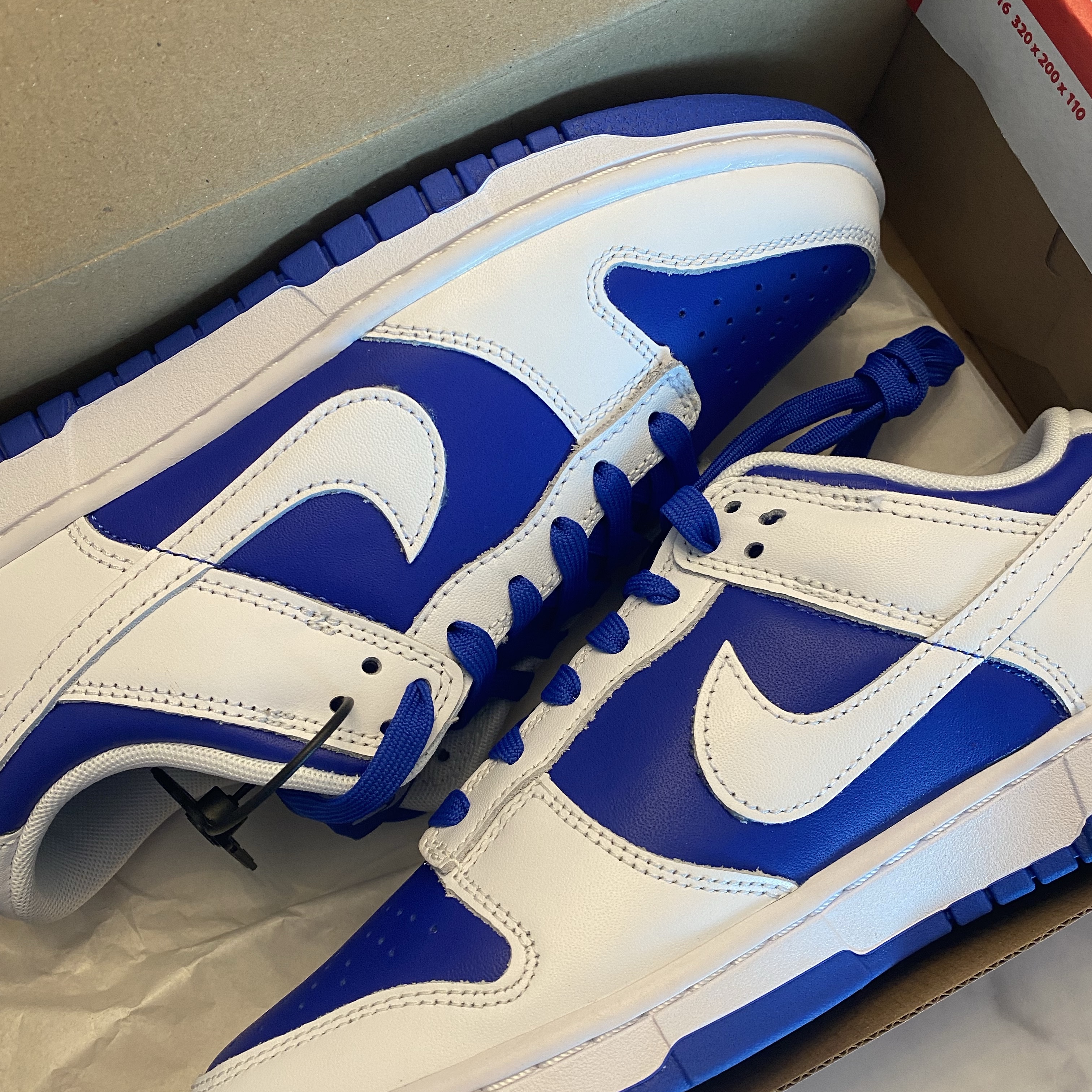 Nike Dunk Low Retro Racer Blue and White 착용 스타일