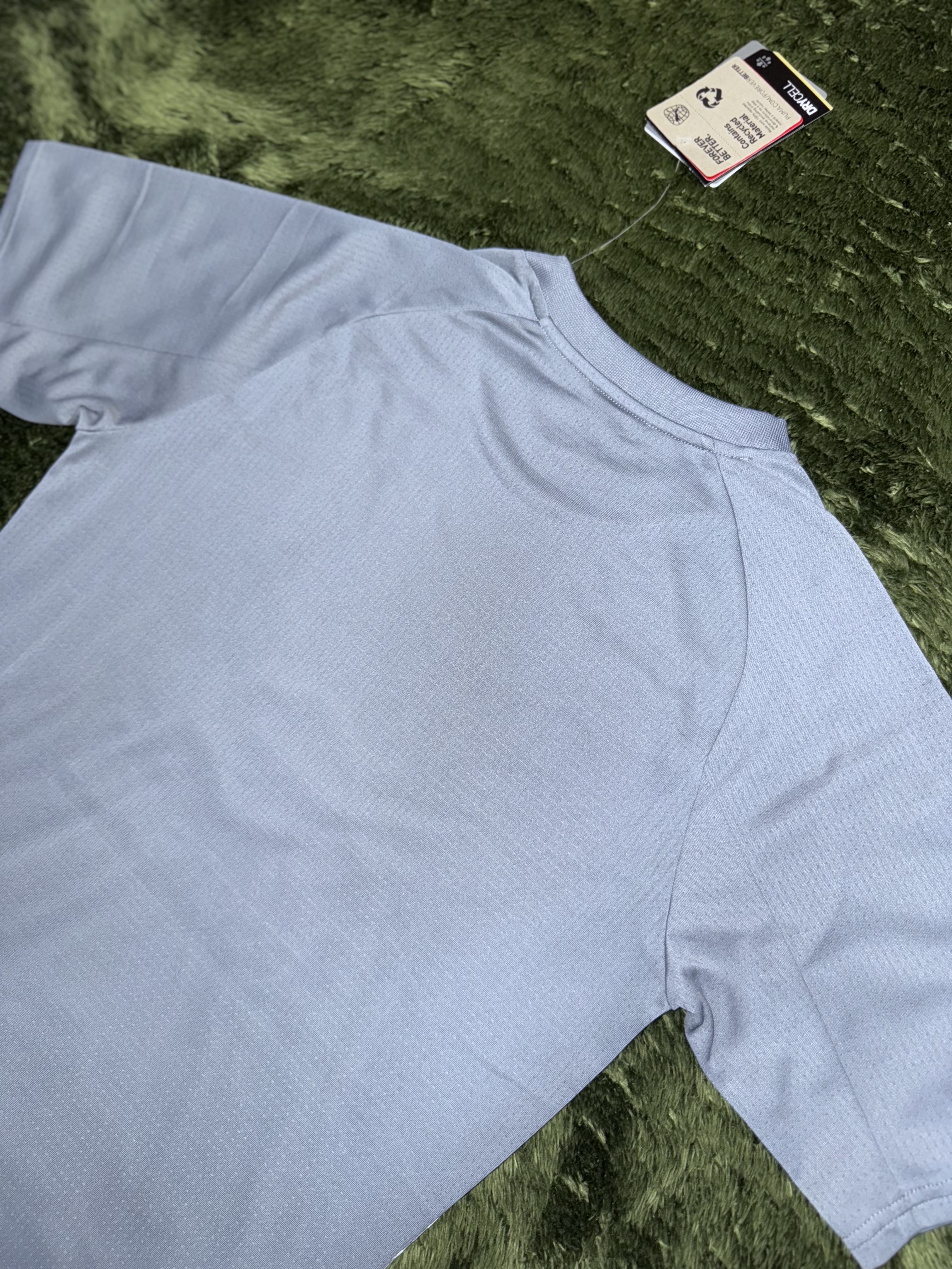 Puma AC Milan 2023/24 Prematch Football Jersey Gray Tile Ravish (Non Marking Ver.) 착용 스타일 - 6