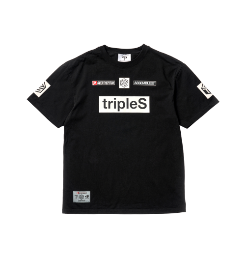 TSPCMD10 tripleS x Over The Pitch TEAM SSS ASSEMBLE 25 T-shirt Black