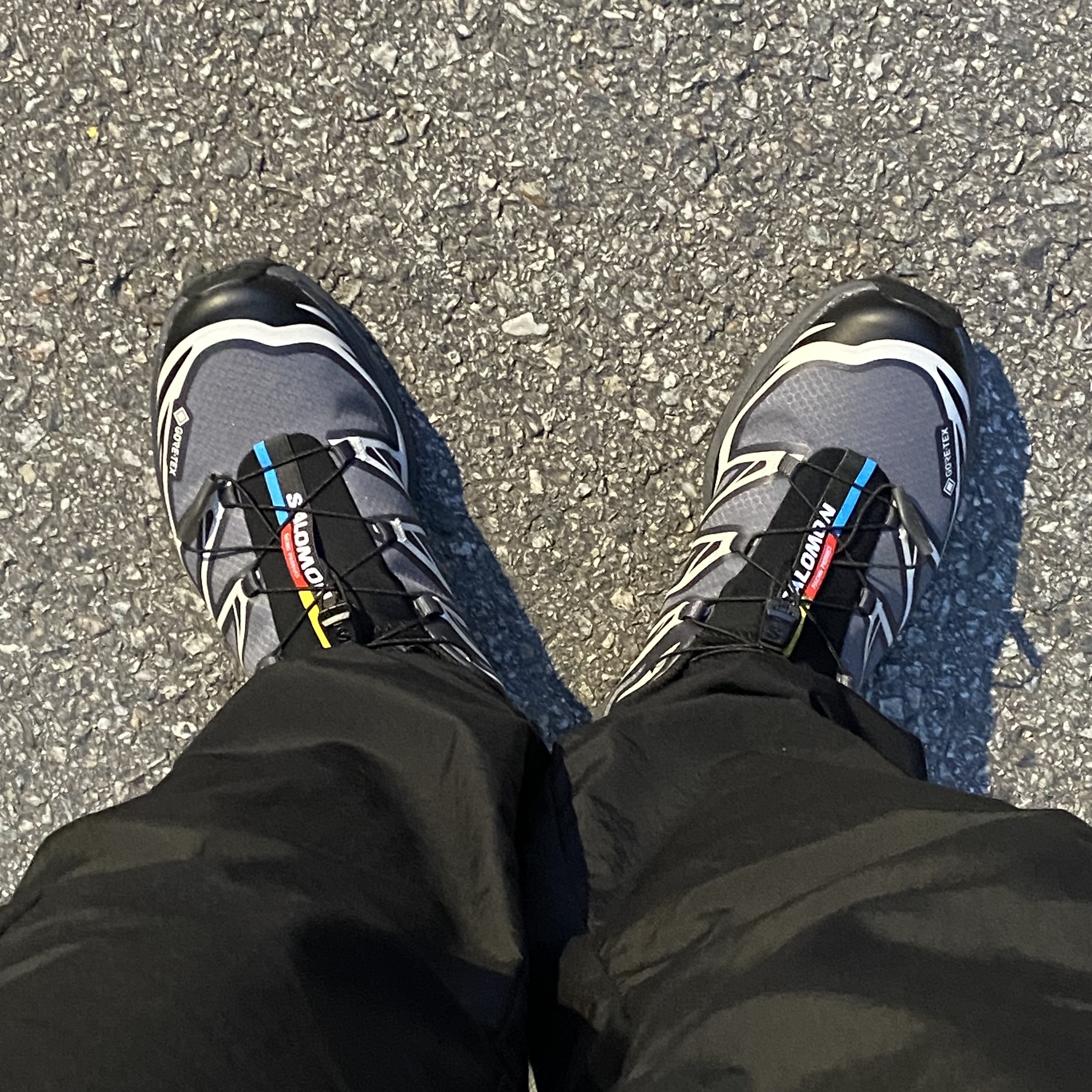 Salomon XT-6 Gore-Tex Black Ebony 착용 스타일 - 5
