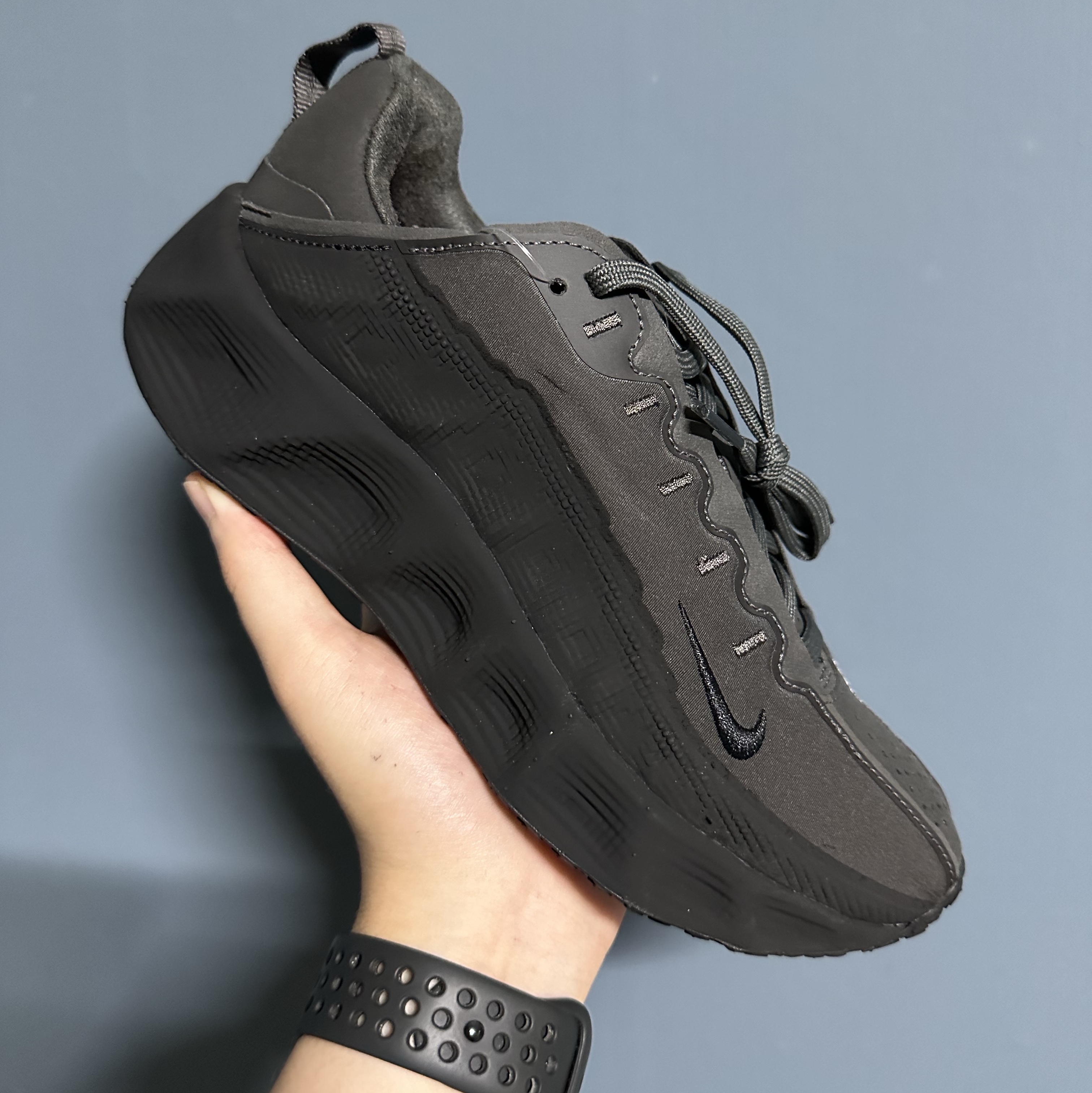 Nike x Hyein Seo Ava Rover Black 착용 스타일