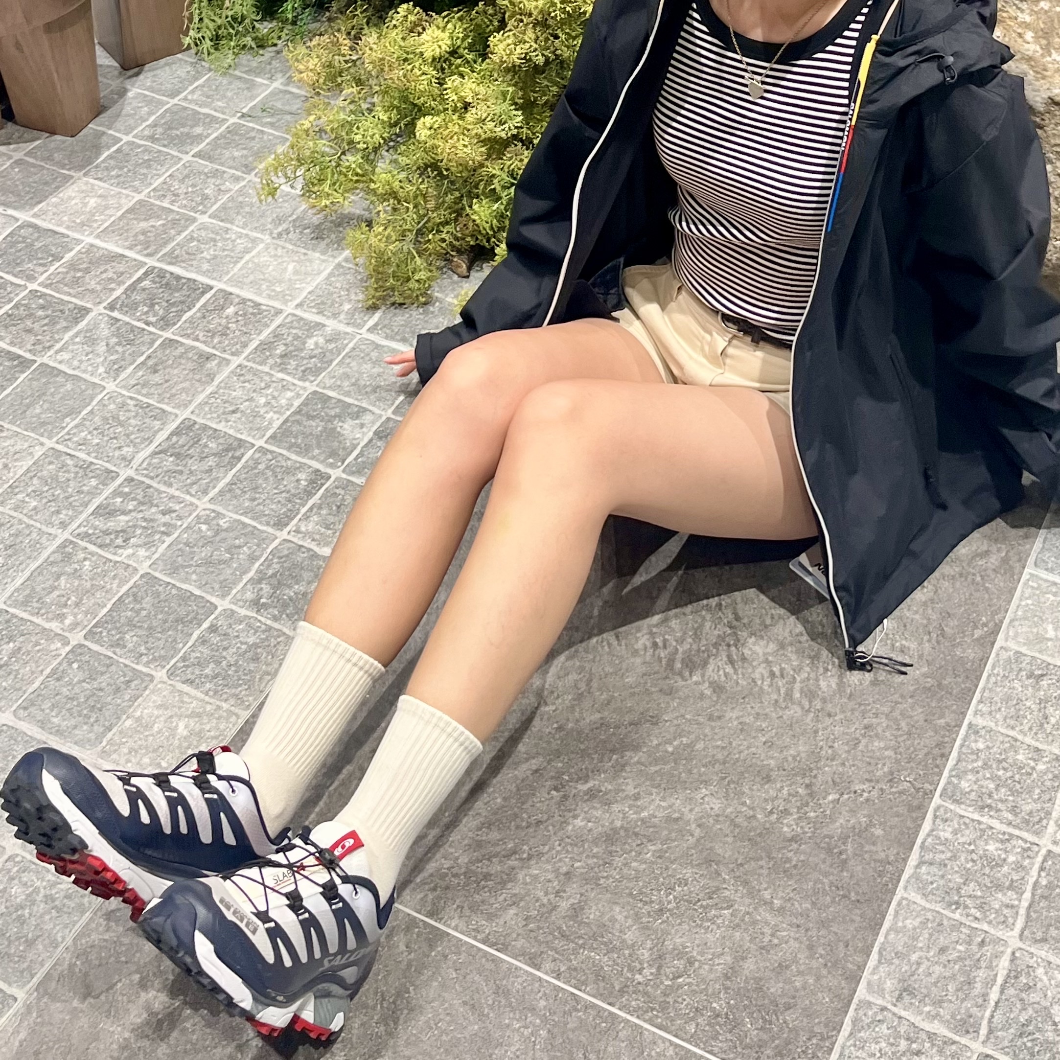 Salomon x Kasina XT-4 OG Dark Navy 착용 스타일 - 6