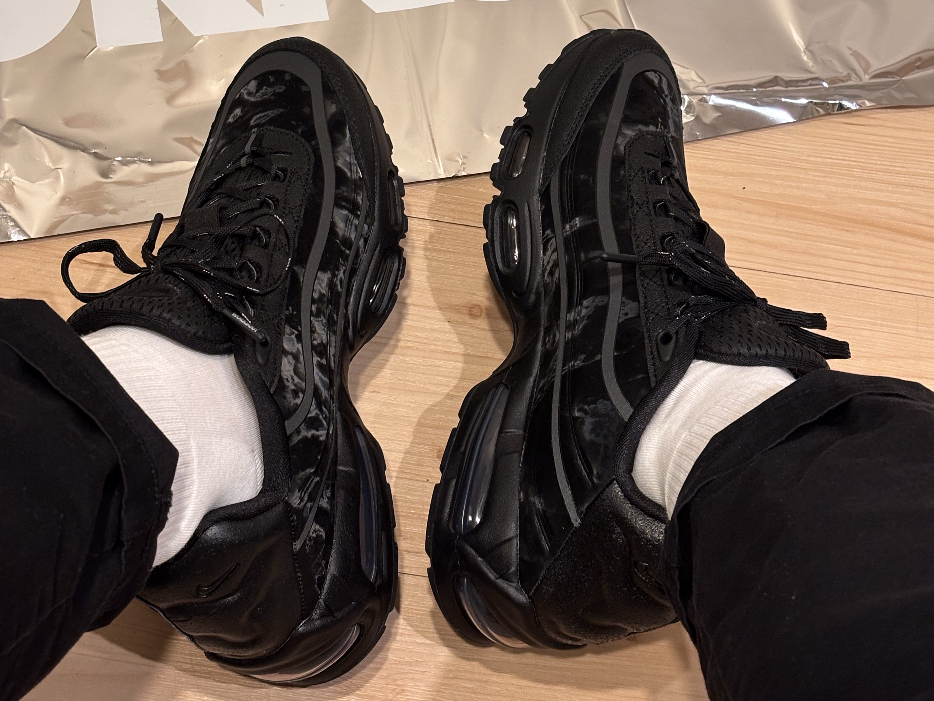 Nike x Worksout Air Max 95 Black Anthracite 착용 스타일 - 4