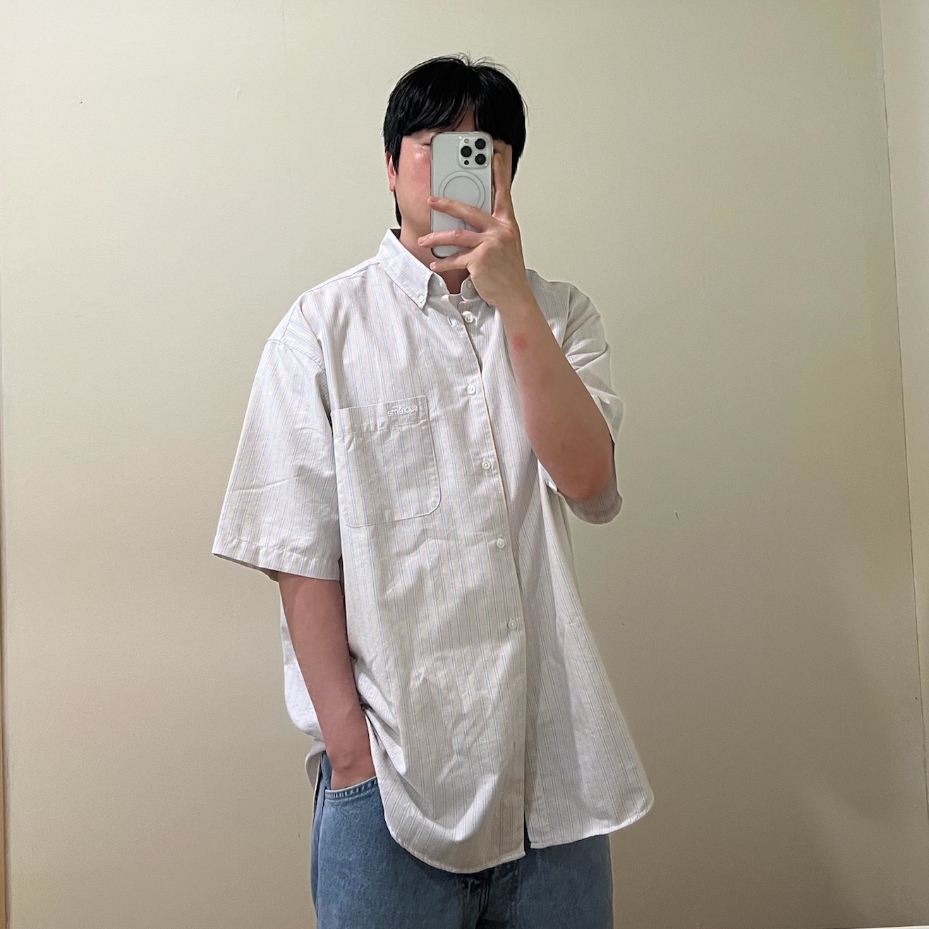 Supreme Loose Fit Oxford S/S Shirt Light Tan Stripe - 25SS 착용 스타일