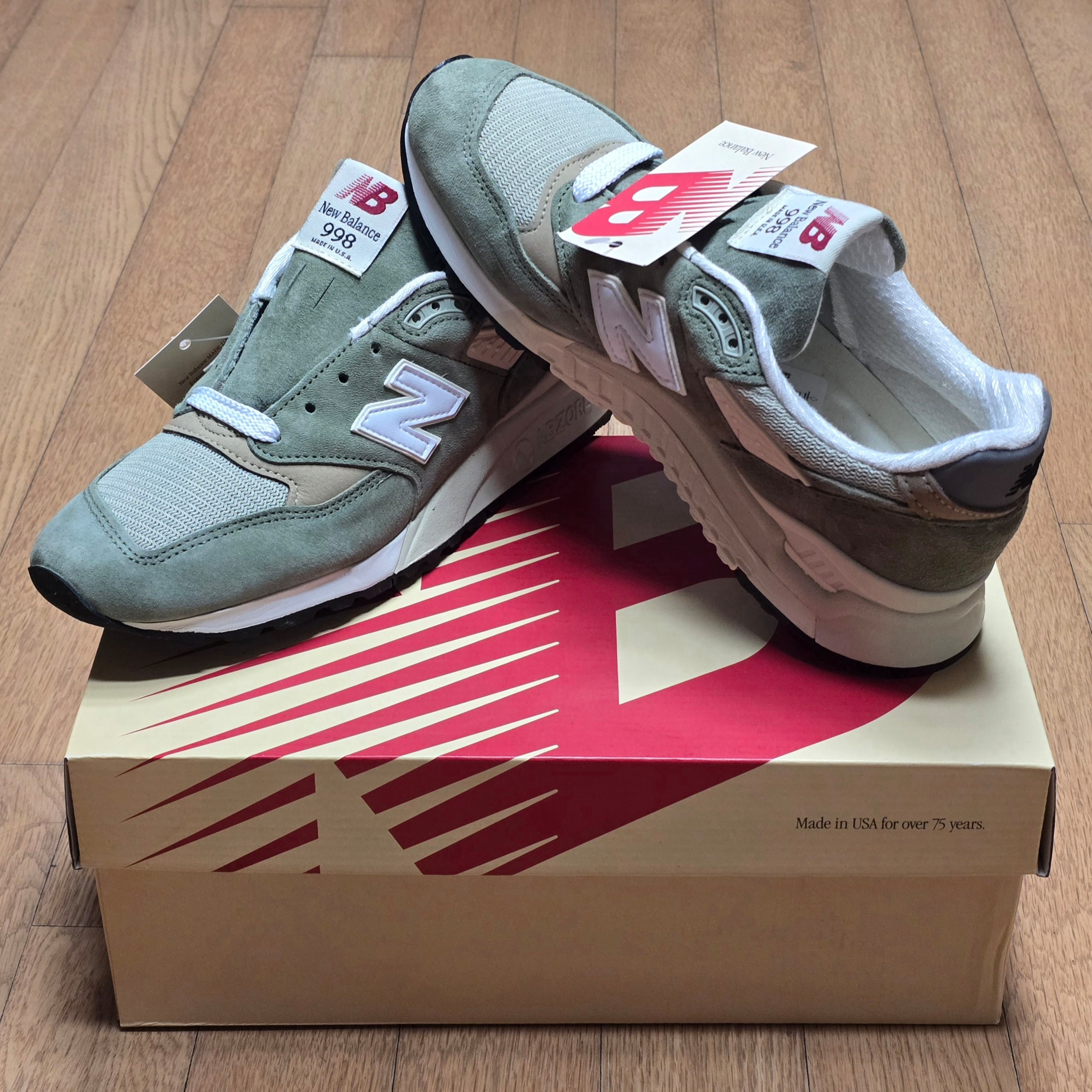 New Balance 998 Made in USA Olive Incense 착용 스타일