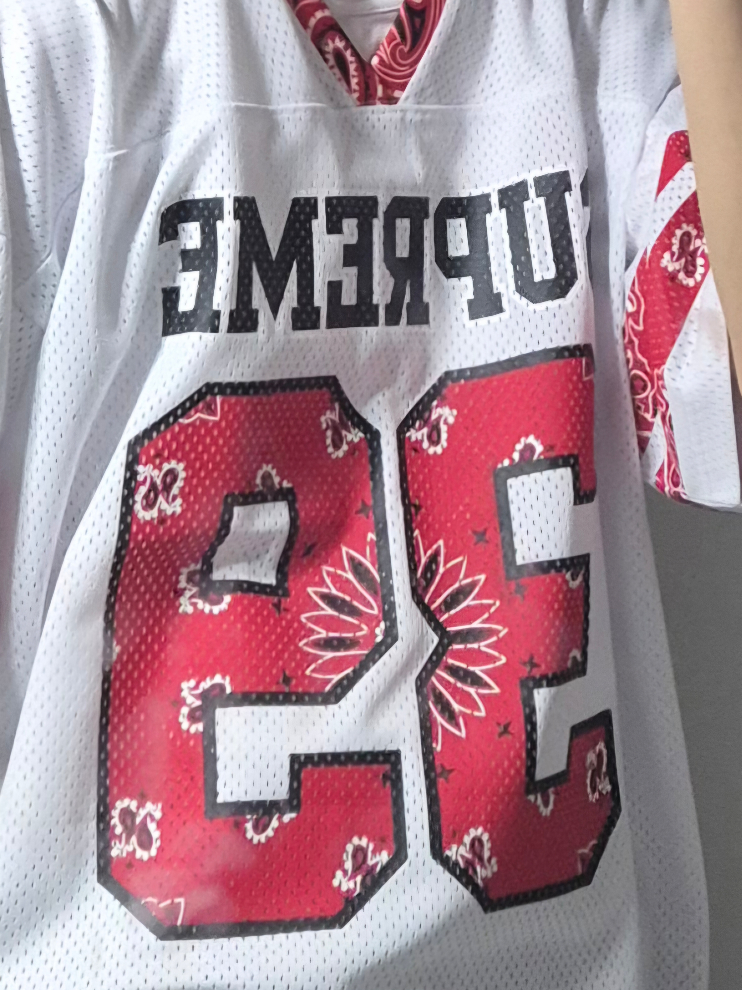 Supreme Bandana Football Jersey White - 25SS 착용 스타일 - 1