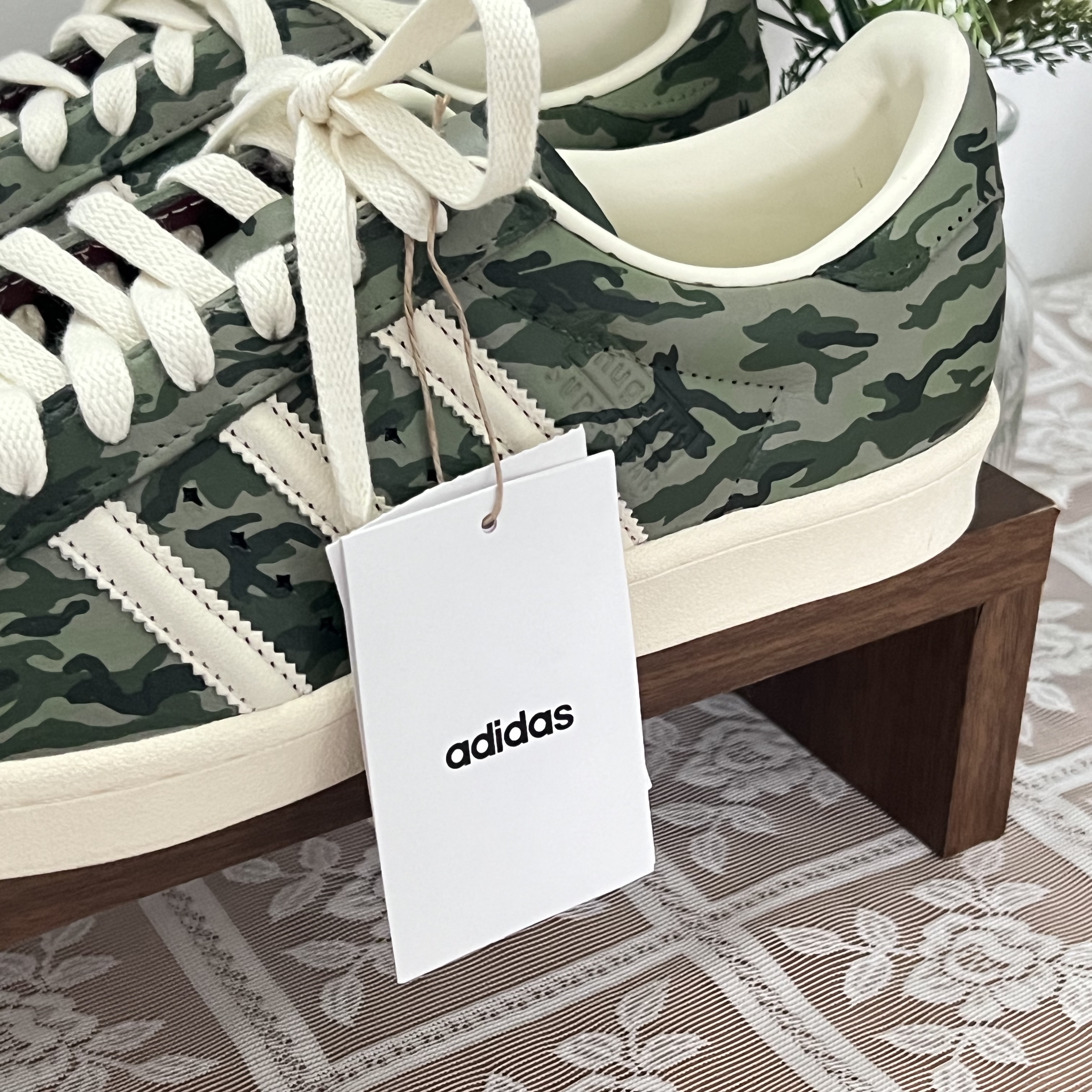 Adidas x Thug Club Superstar Vintage Collegiate Burgundy Cream White 착용 스타일 - 4