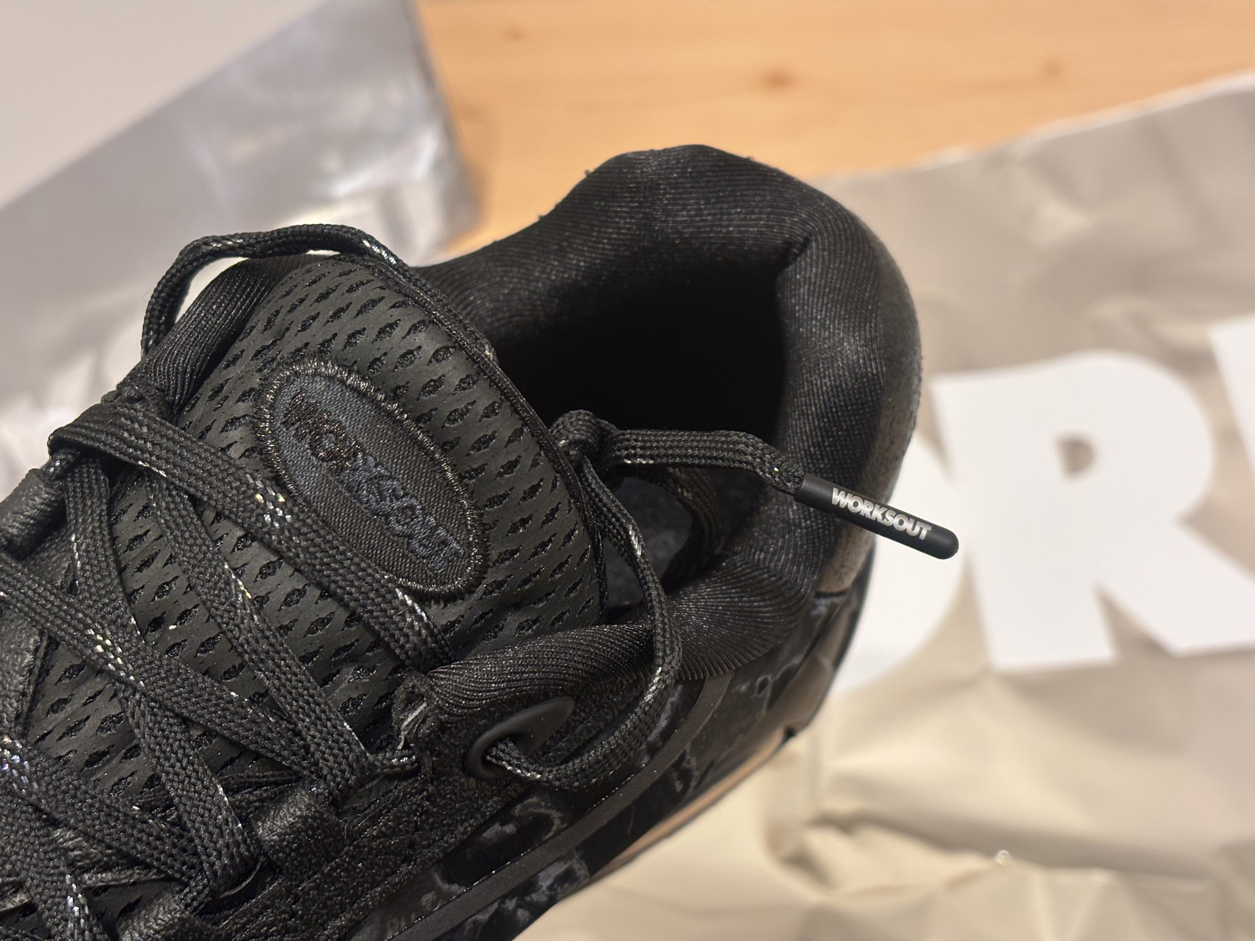 Nike x Worksout Air Max 95 Black Anthracite 착용 스타일 - 5