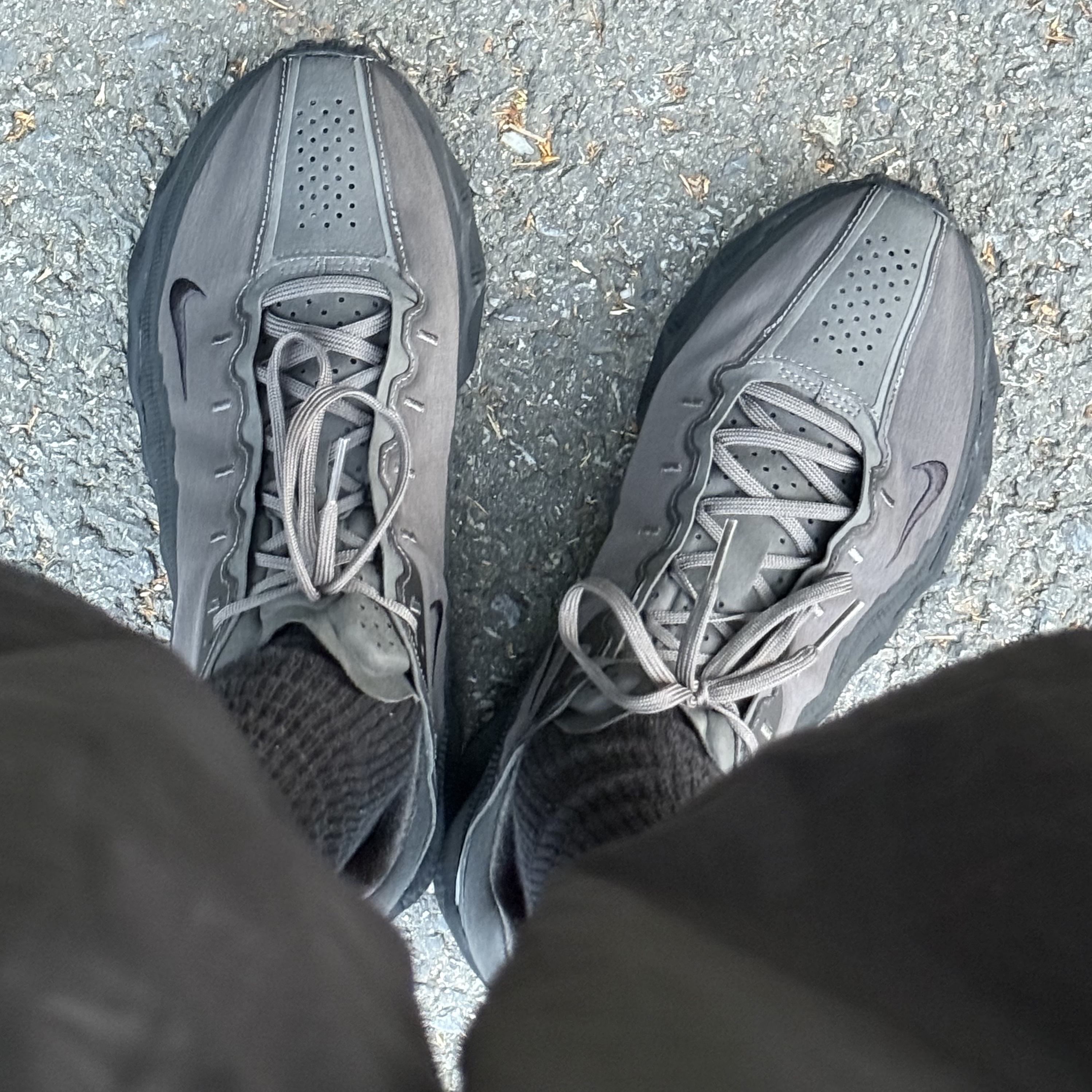 Nike x Hyein Seo Ava Rover Black 착용 스타일 - 2
