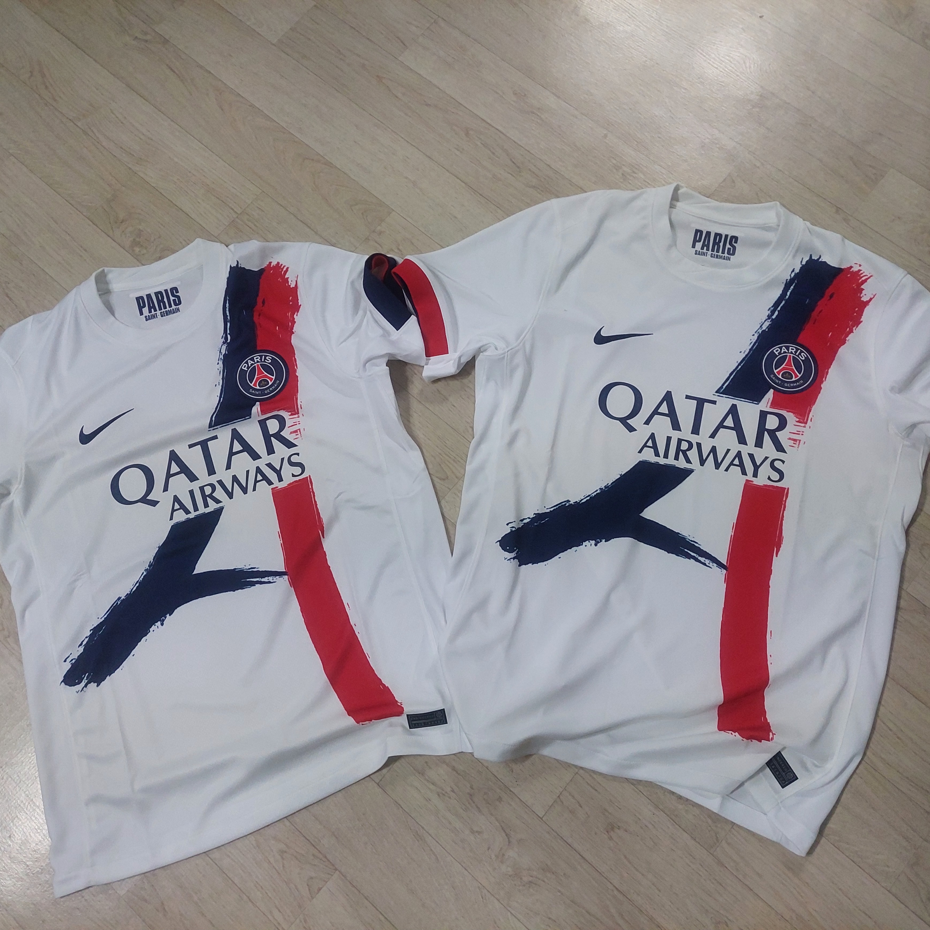 Nike Paris Saint-Germain 2024/26 Dri-Fit Stadium Away Replica Jersey White Midnight Navy (Non Marking Ver.) 착용 스타일