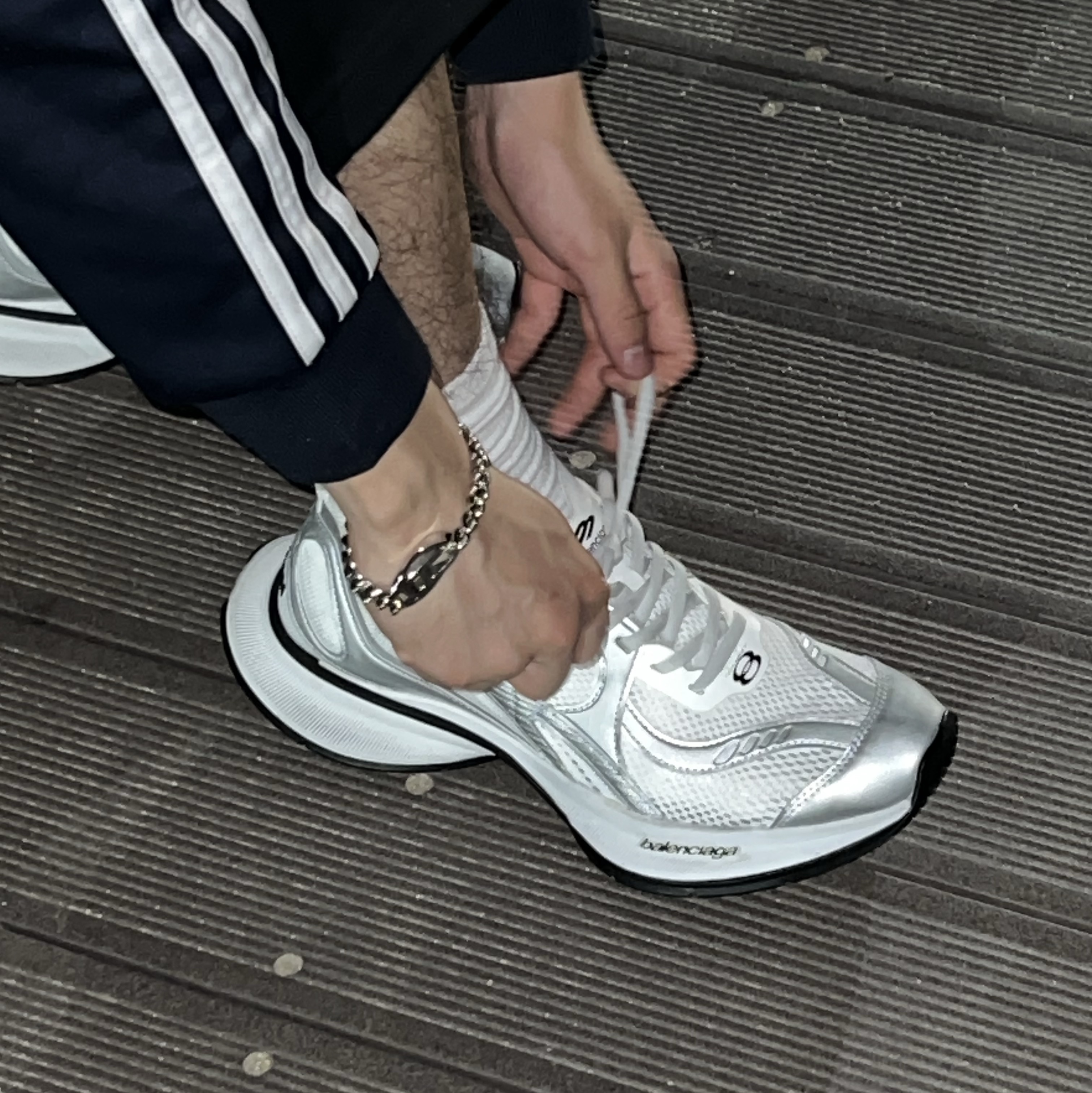 Balenciaga Circuit Sneaker White Silver, Diesel Dx1432 Stainless Steel Chain Bracelet Silver 착용 스타일