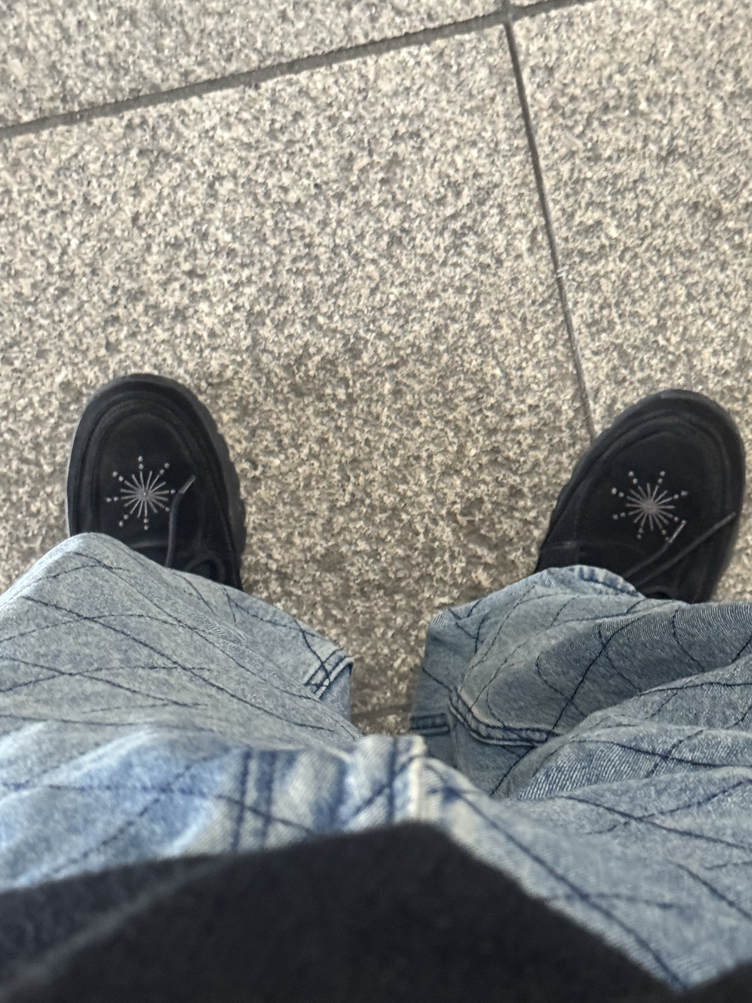 [KREAM 단독] Millo Archive X Negative Three Crescendo Desert Boots Black 착용 스타일 - 2