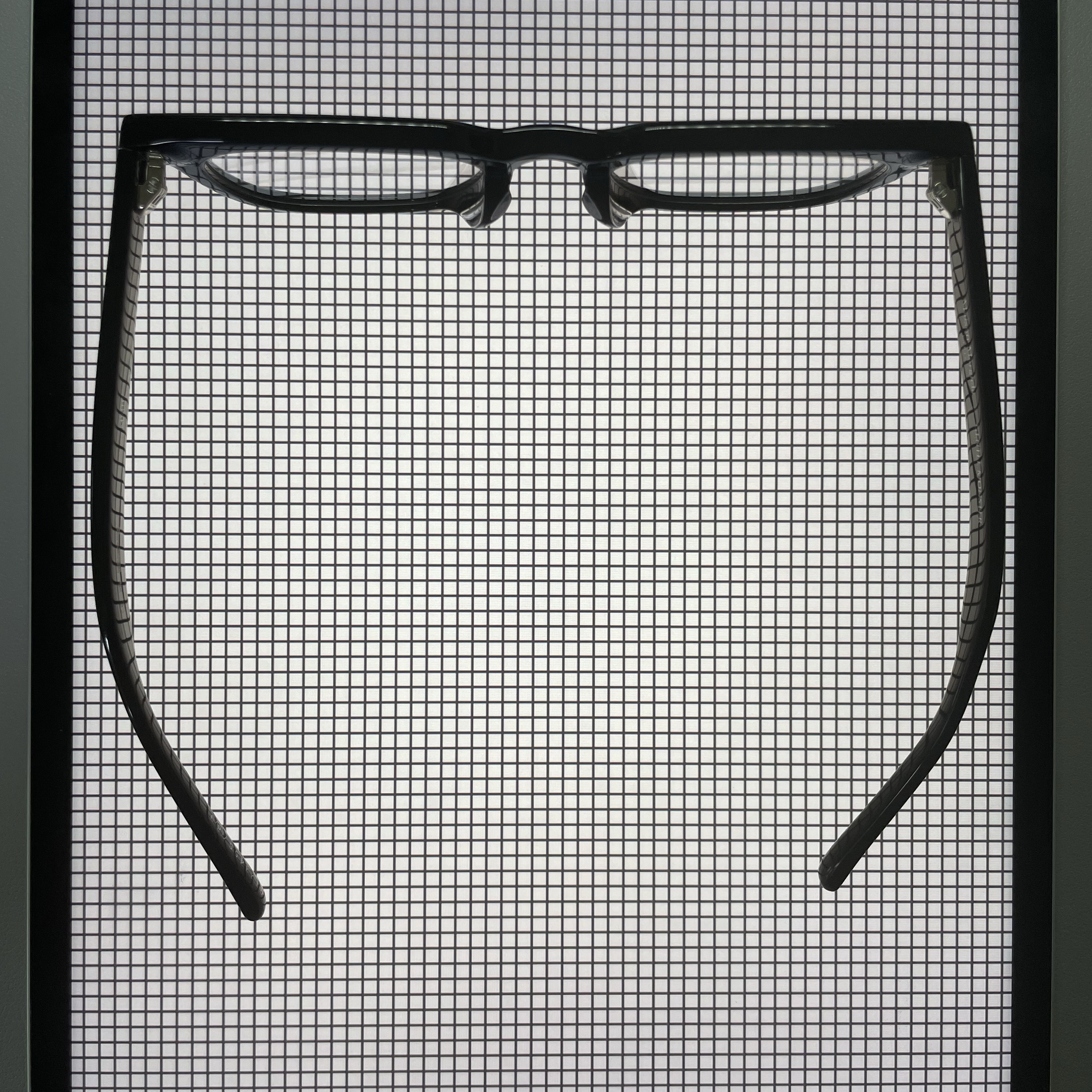 Gentle Monster x Maison Margiela MM117 Black Clear 착용 스타일
