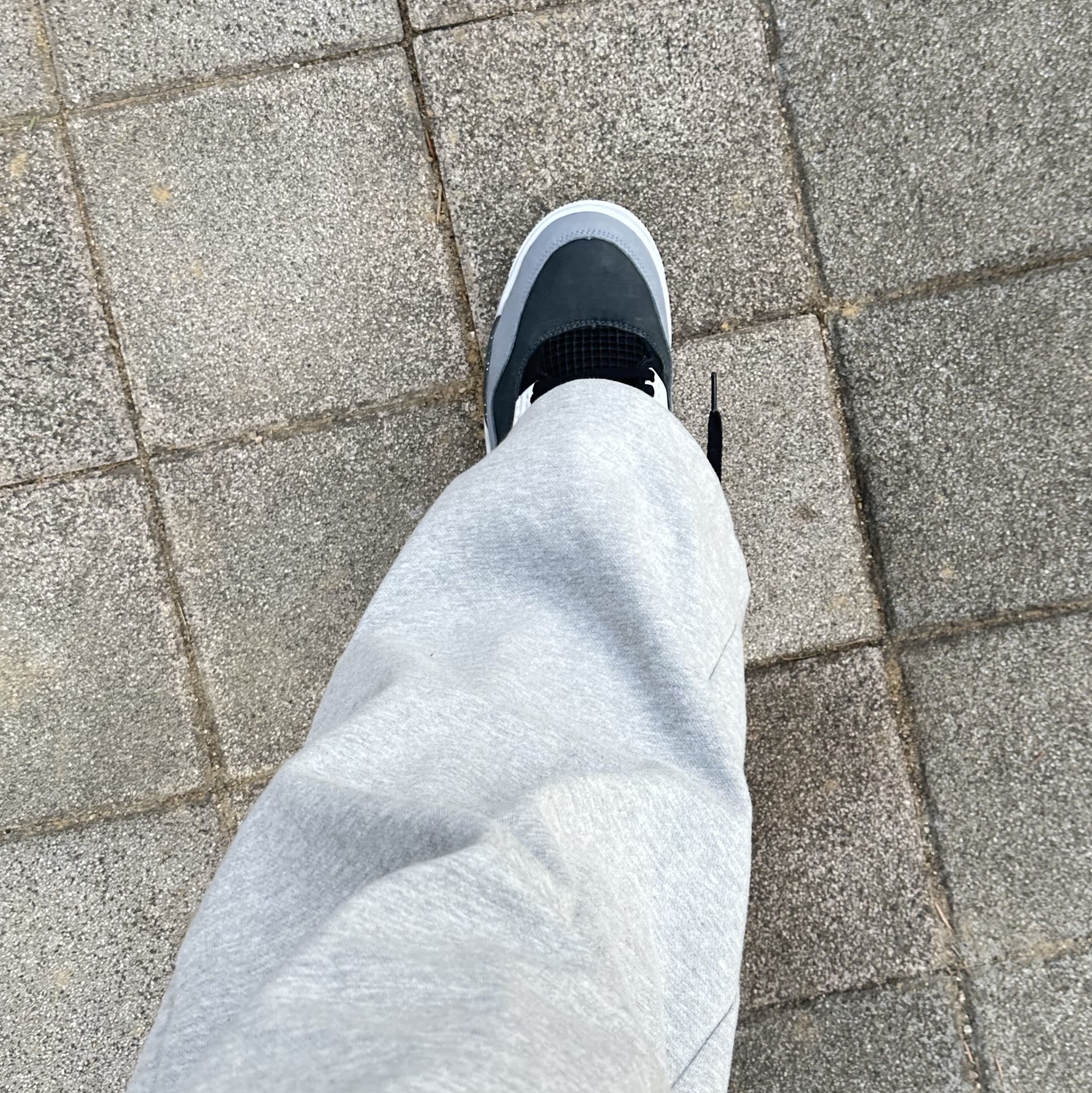 Jordan 4 Retro Fear 2024 착용 스타일