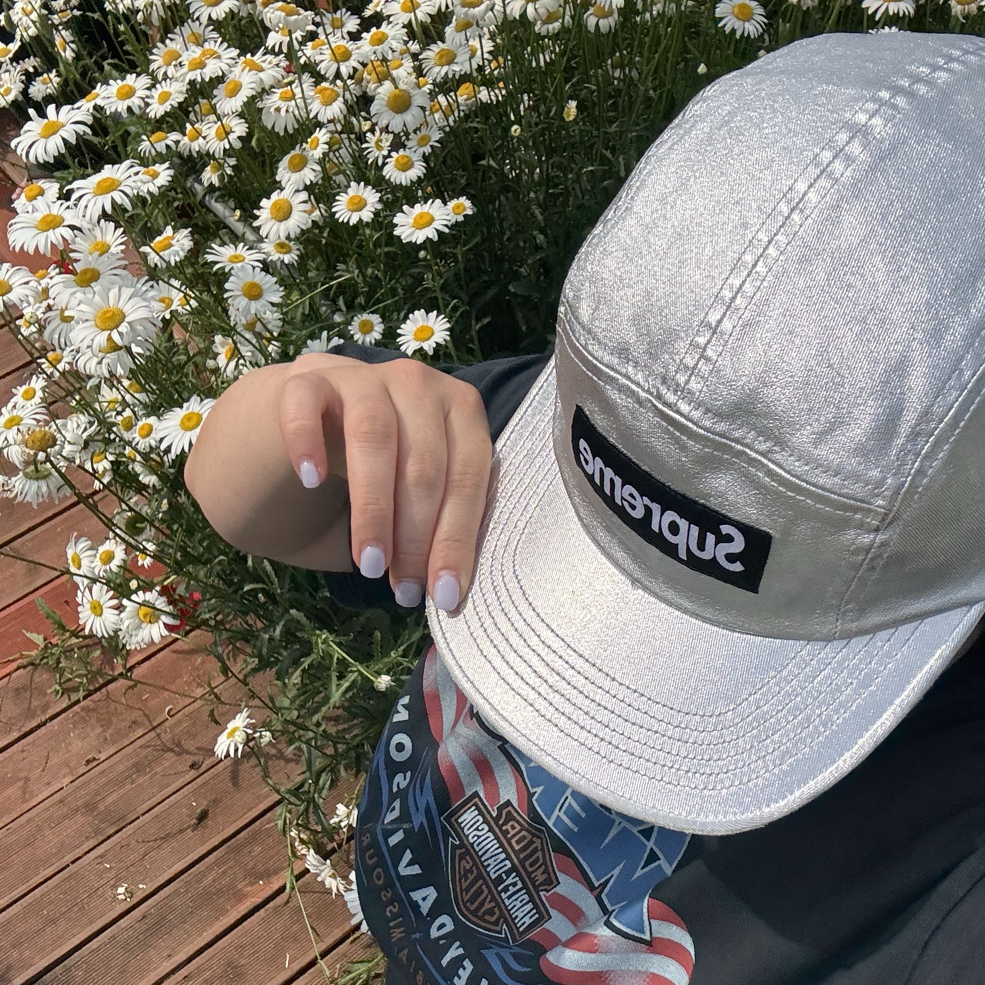 Supreme Washed Chino Twill Camp Cap Silver - 25SS 착용 스타일