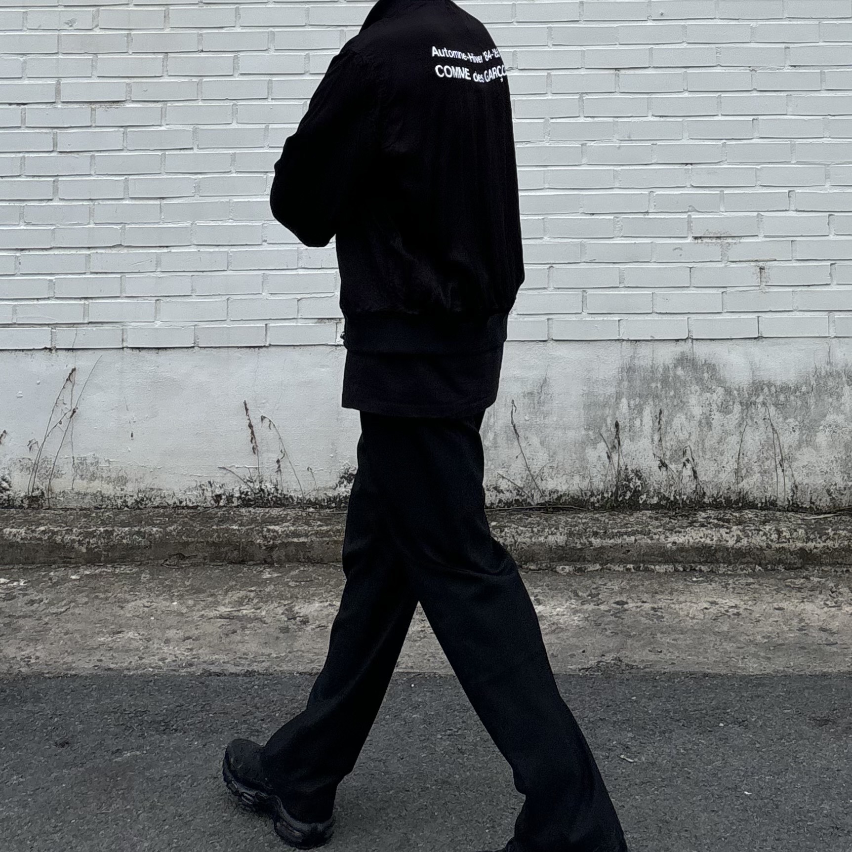 CDG '84-85 Staff Blouson Black 착용 스타일 - 2
