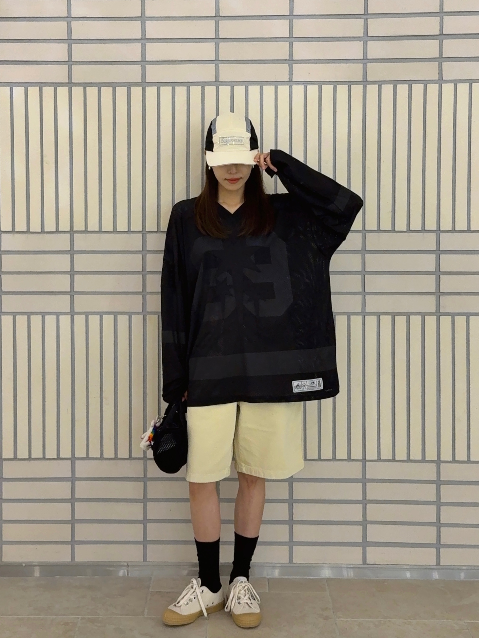 Supreme Side Mesh Camp Cap Cream - 25SS, Supreme Mesh Mini Duffle Bag Black - 25SS 착용 스타일 - 2