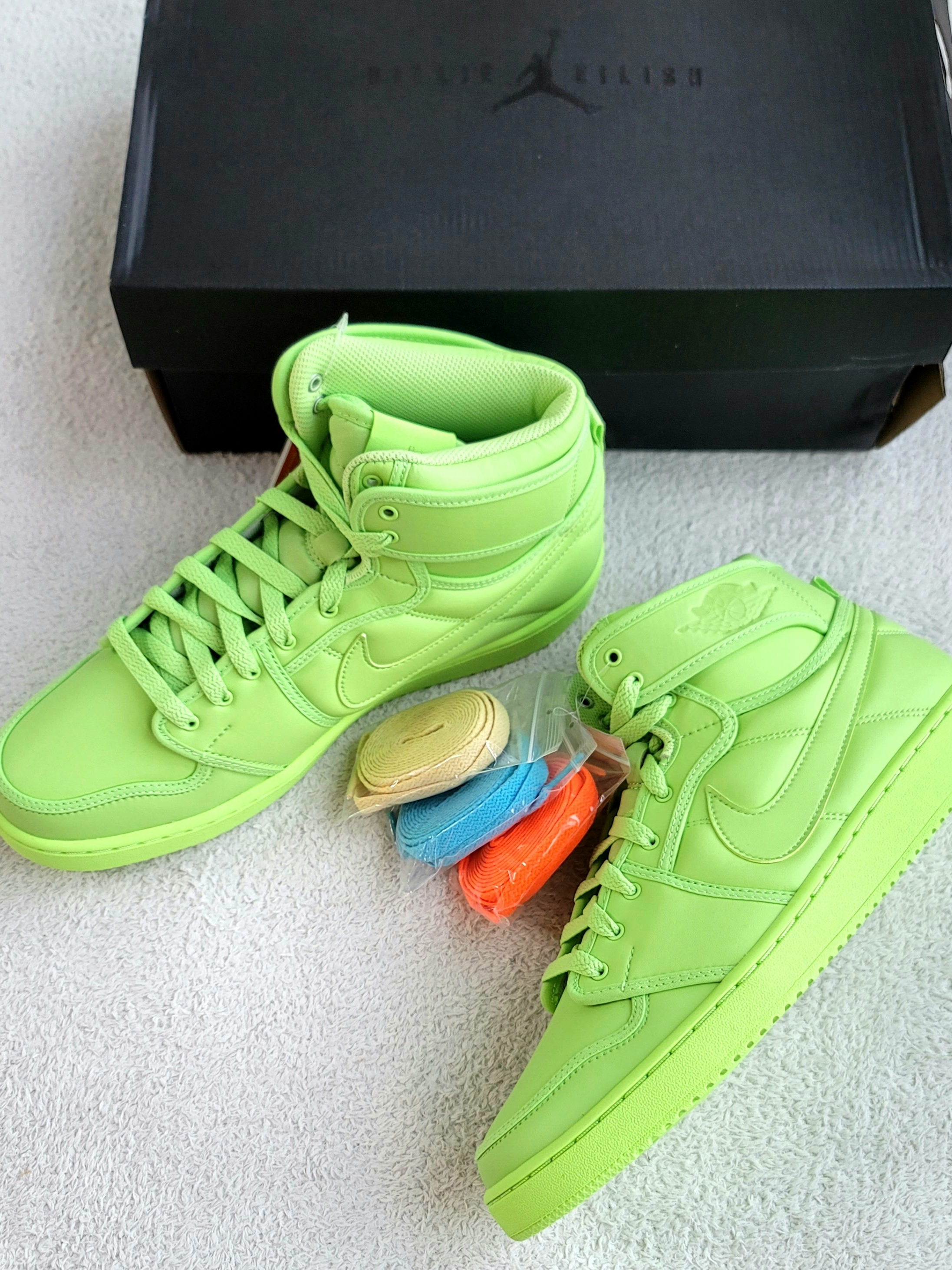 (W) Jordan 1 x Billie Eilish KO SP Lime Green 착용 스타일