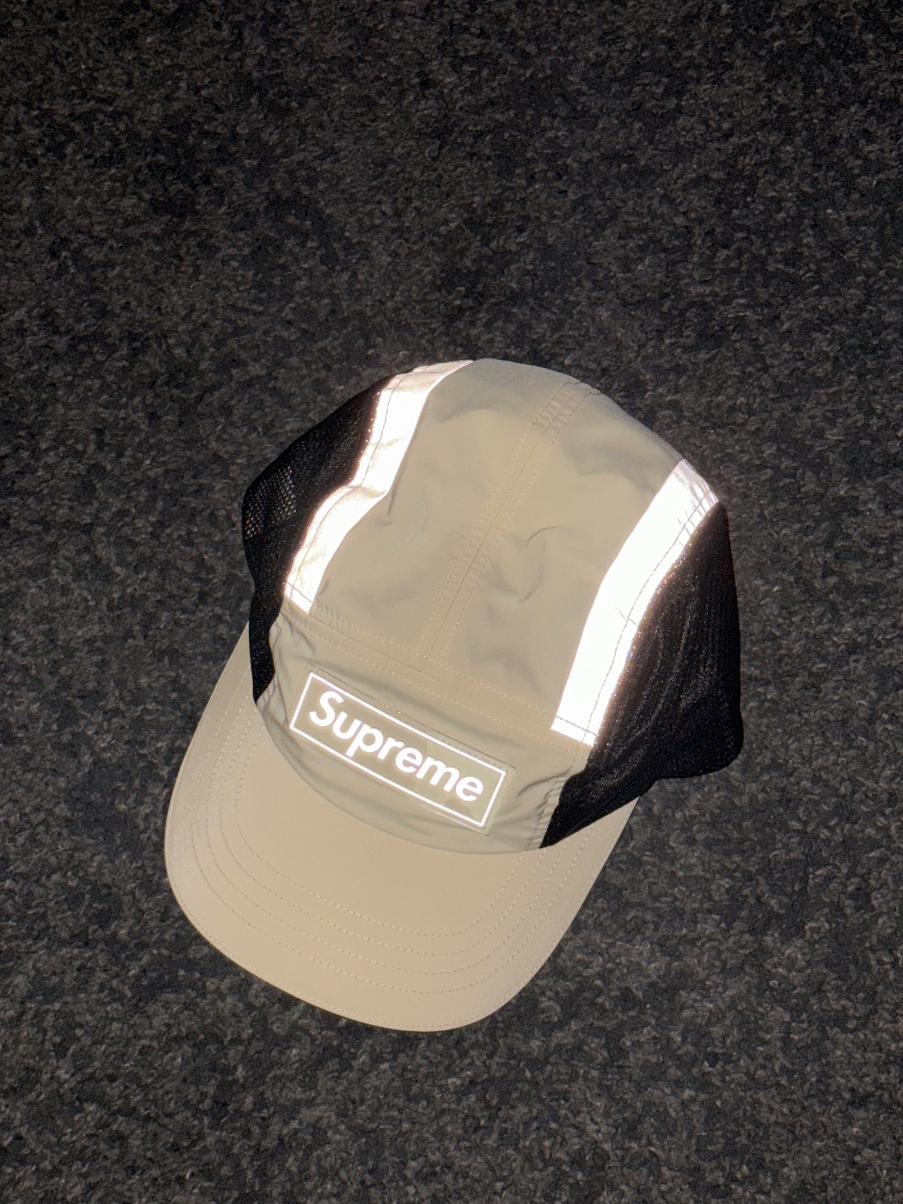 Supreme Side Mesh Camp Cap Cream - 25SS, Supreme Mesh Mini Duffle Bag Black - 25SS 착용 스타일 - 4
