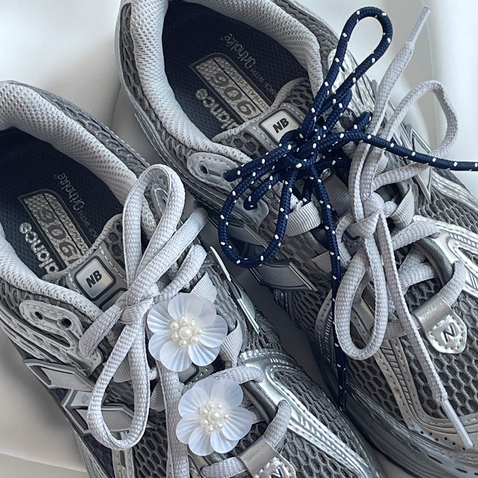 New Balance 1906R Harbor Grey Silver Metalic 착용 스타일 - 2
