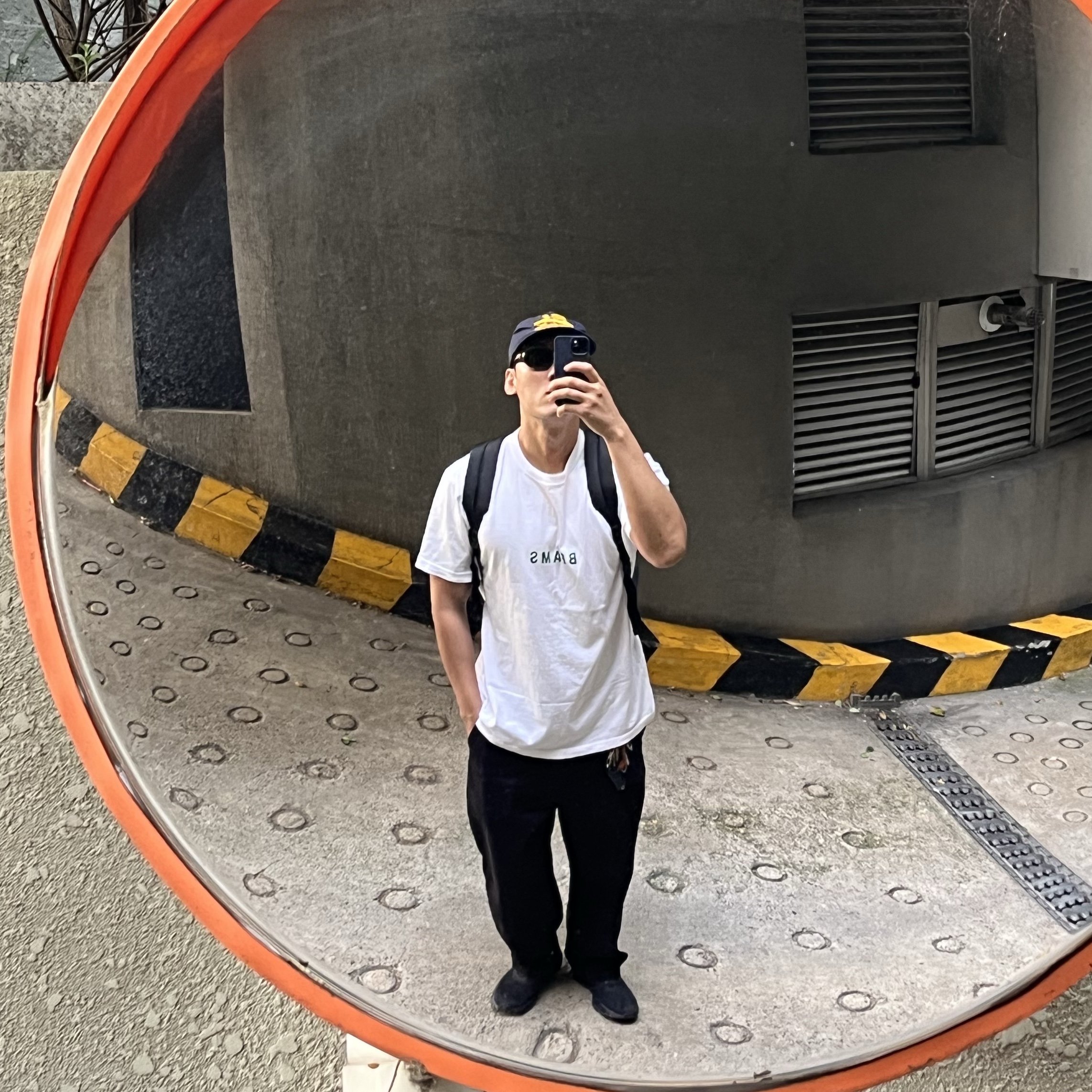 On Running Cloudmonster All Black 착용 스타일