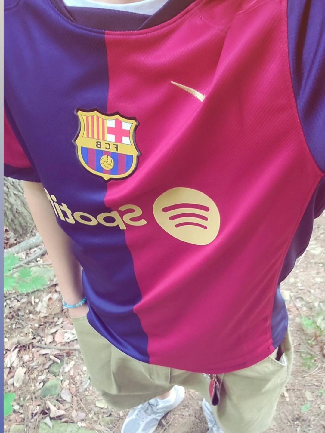 Nike FC Barcelona 2024/25 Dri-Fit Stadium Home Jersey Deep Royal Blue Noble Red (Non Marking Ver.) 착용 스타일 - 3