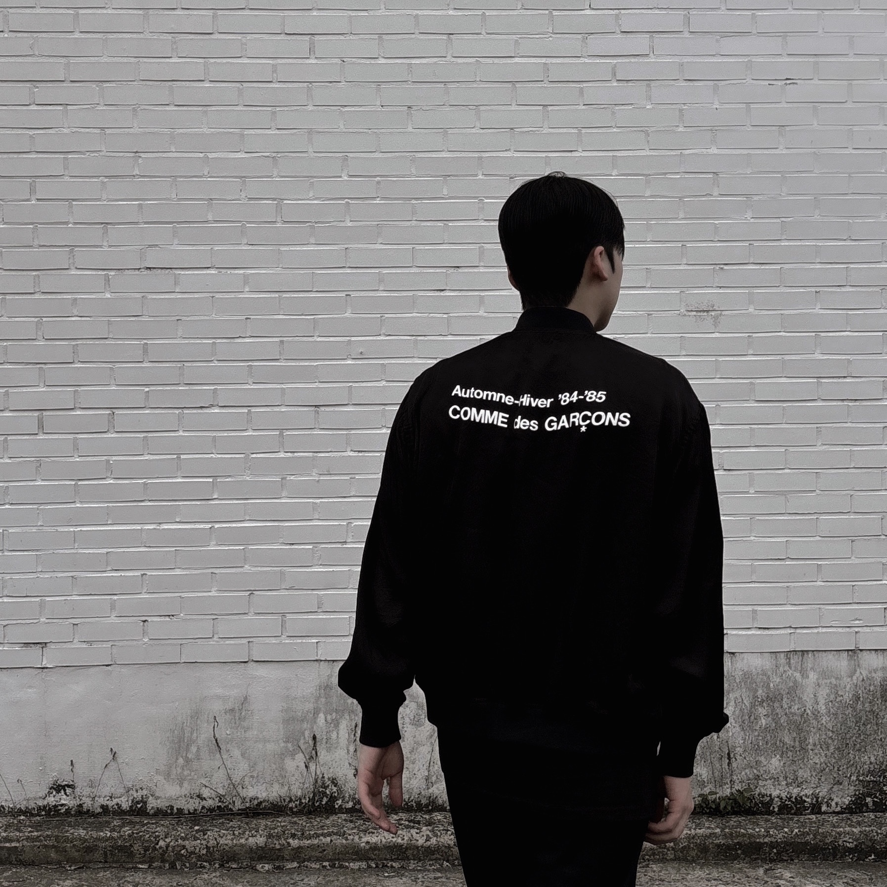 CDG '84-85 Staff Blouson Black 착용 스타일 - 1