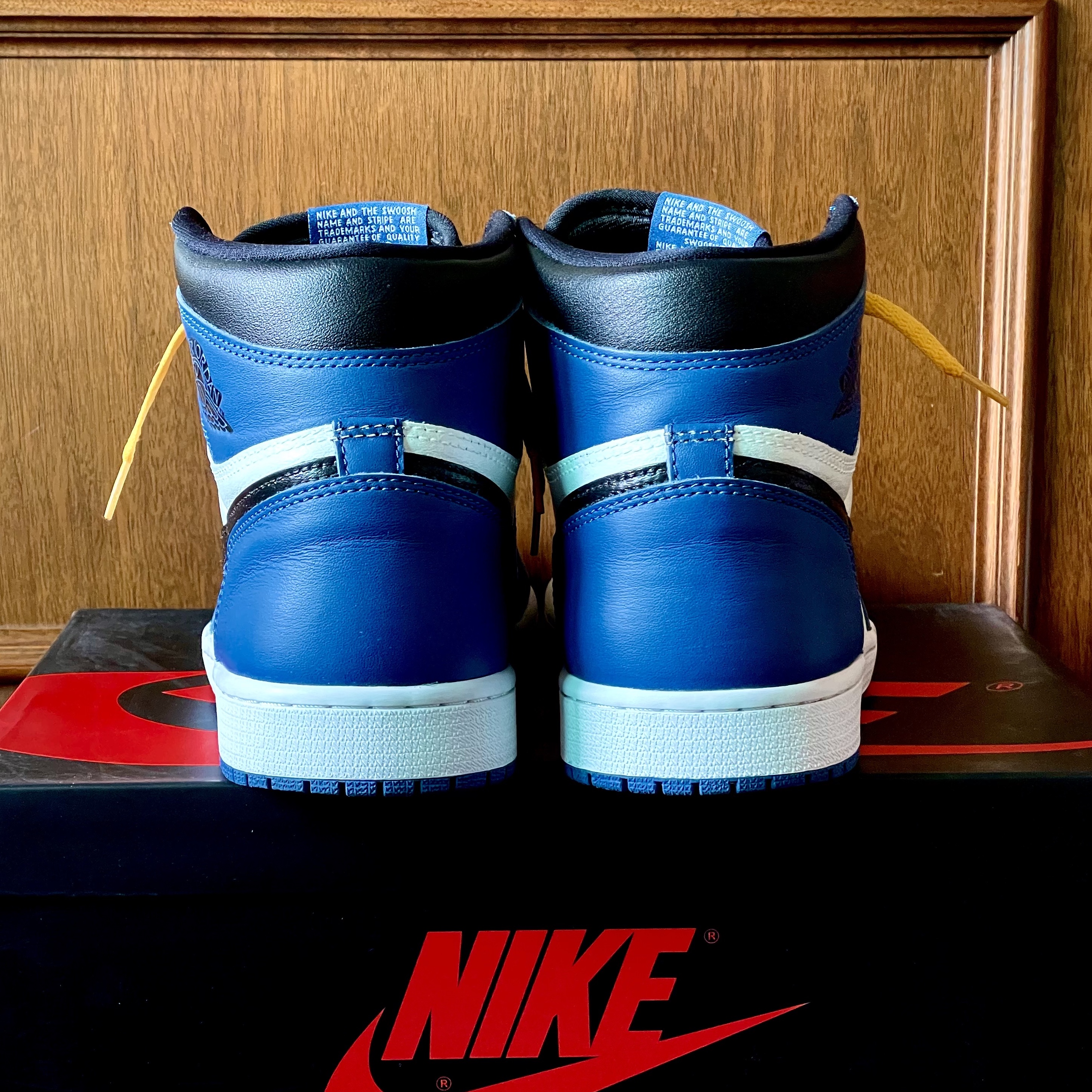 Jordan 1 Retro High OG Dark Marina Blue 착용 스타일 - 4