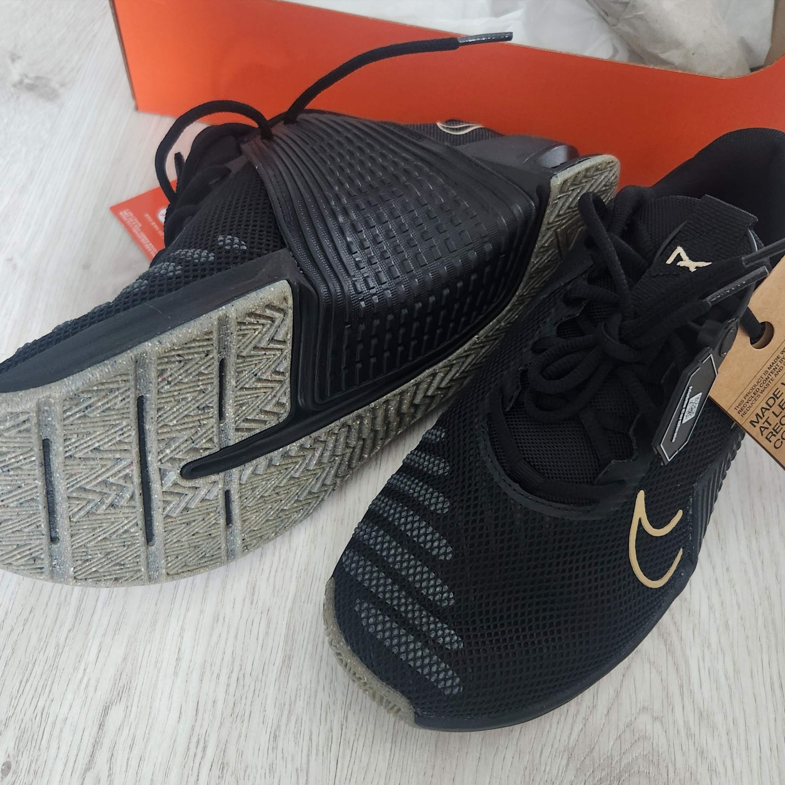 Nike Metcon 9 Black Gum Light Brown 착용 스타일