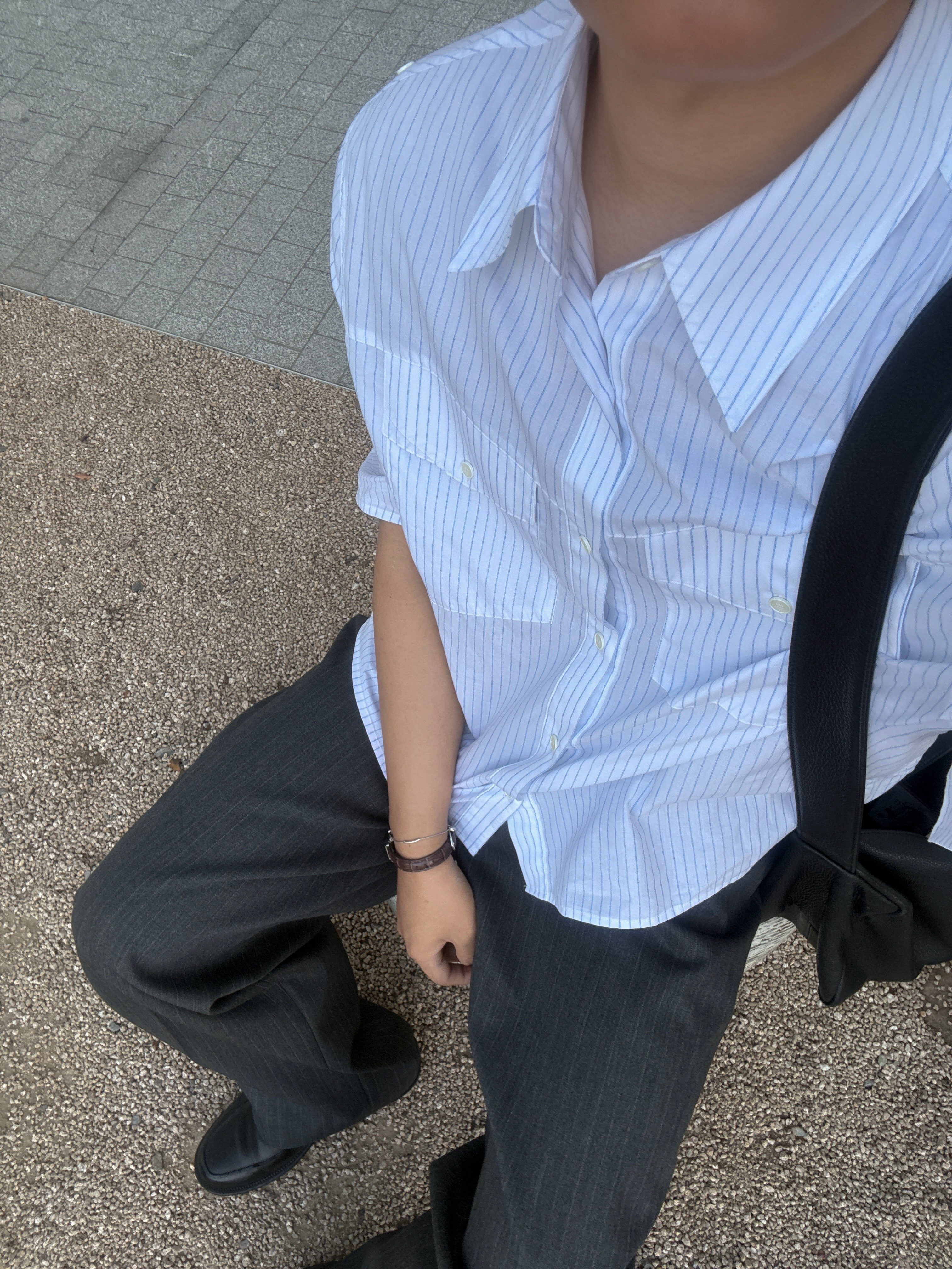 Waviness Horizon Stripe Half shirts Blue Stripe, BOSE QC Ultra Black (Korean Ver.) 착용 스타일 - 6
