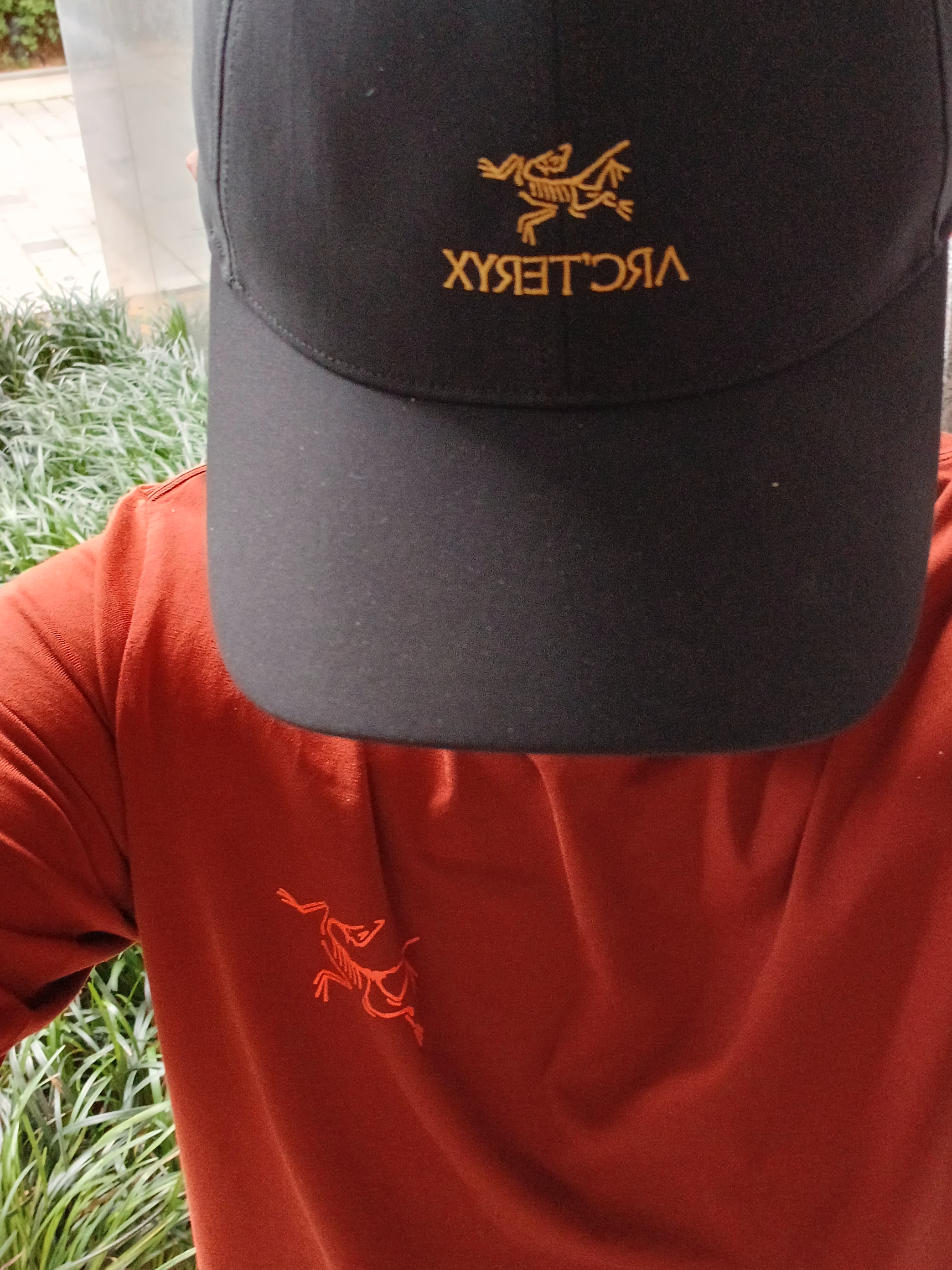 Arc'teryx Arc'Multi Bird Logo LS T-Shirt Sequoia Solaris, Arc'teryx Rampart Shorts 9 Inch Black 착용 스타일 - 5