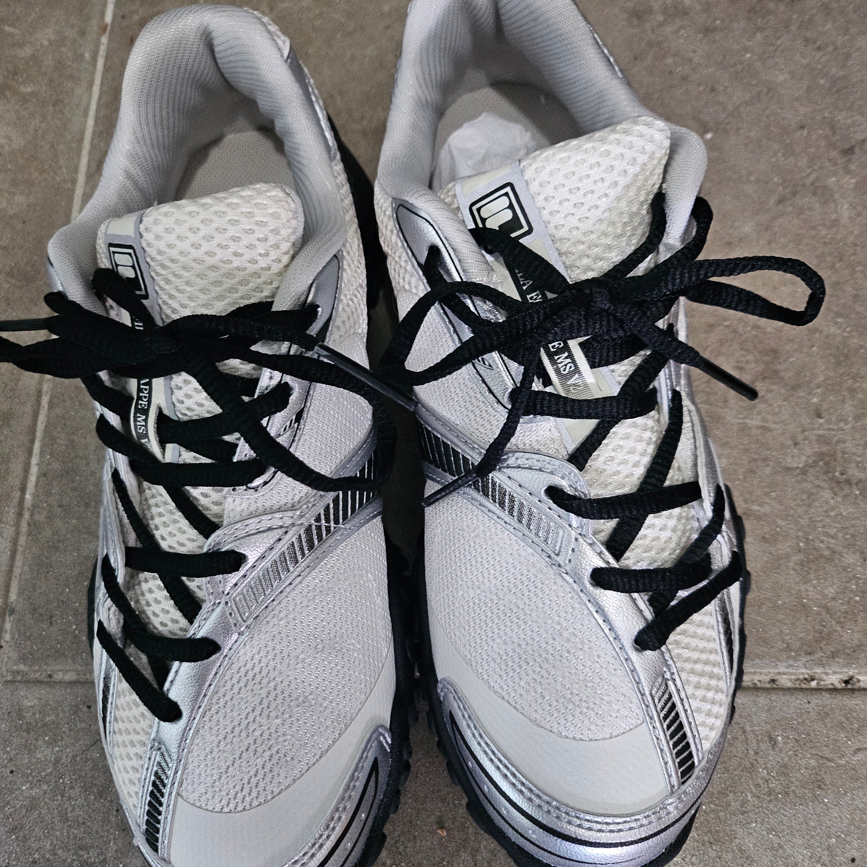 Fila Echappe v2 White Black 착용 스타일 - 2
