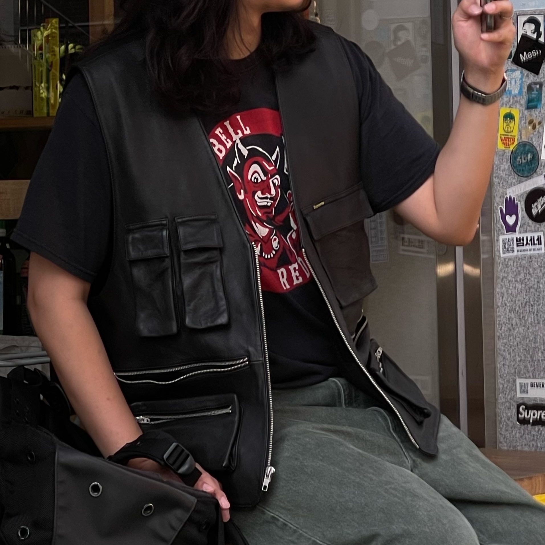 Supreme Leather Cargo Vest Black - 25SS 착용 스타일