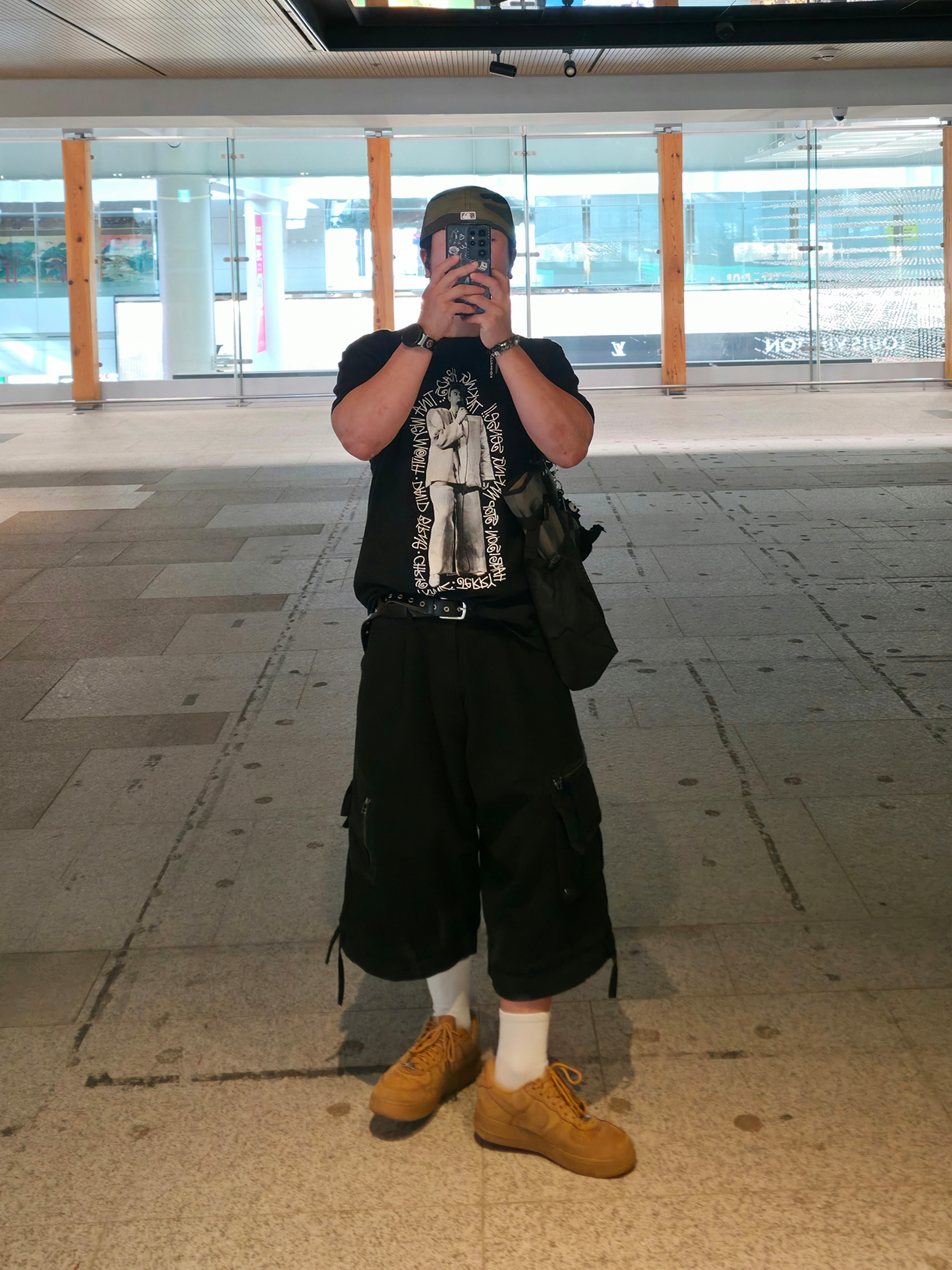Stussy x Talking Heads Stop Making Sense T-Shirt Black, Nike x Supreme Air Force 1 Low Flax 착용 스타일 - 1