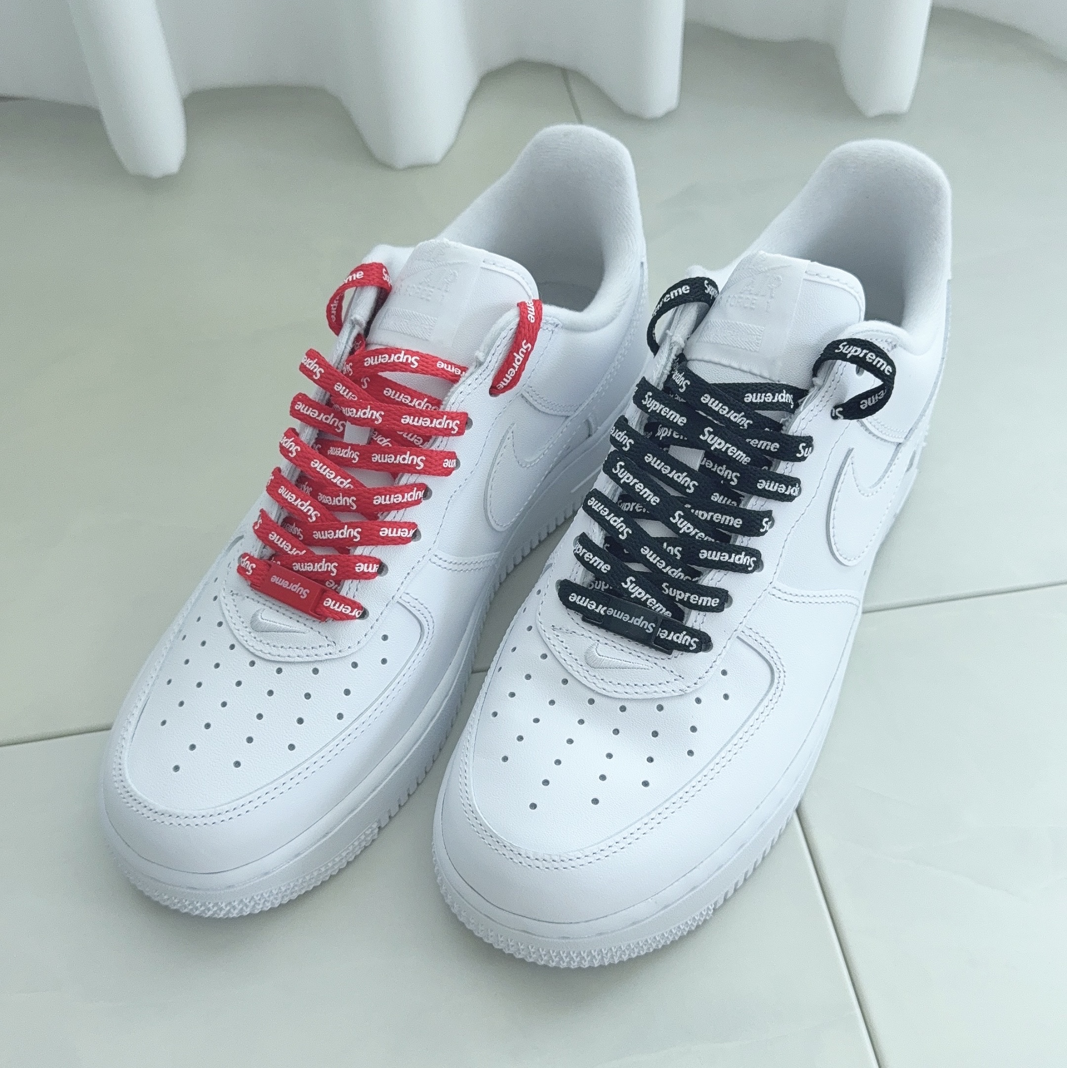 Nike x Supreme Air Force 1 Low White 착용 스타일 - 2