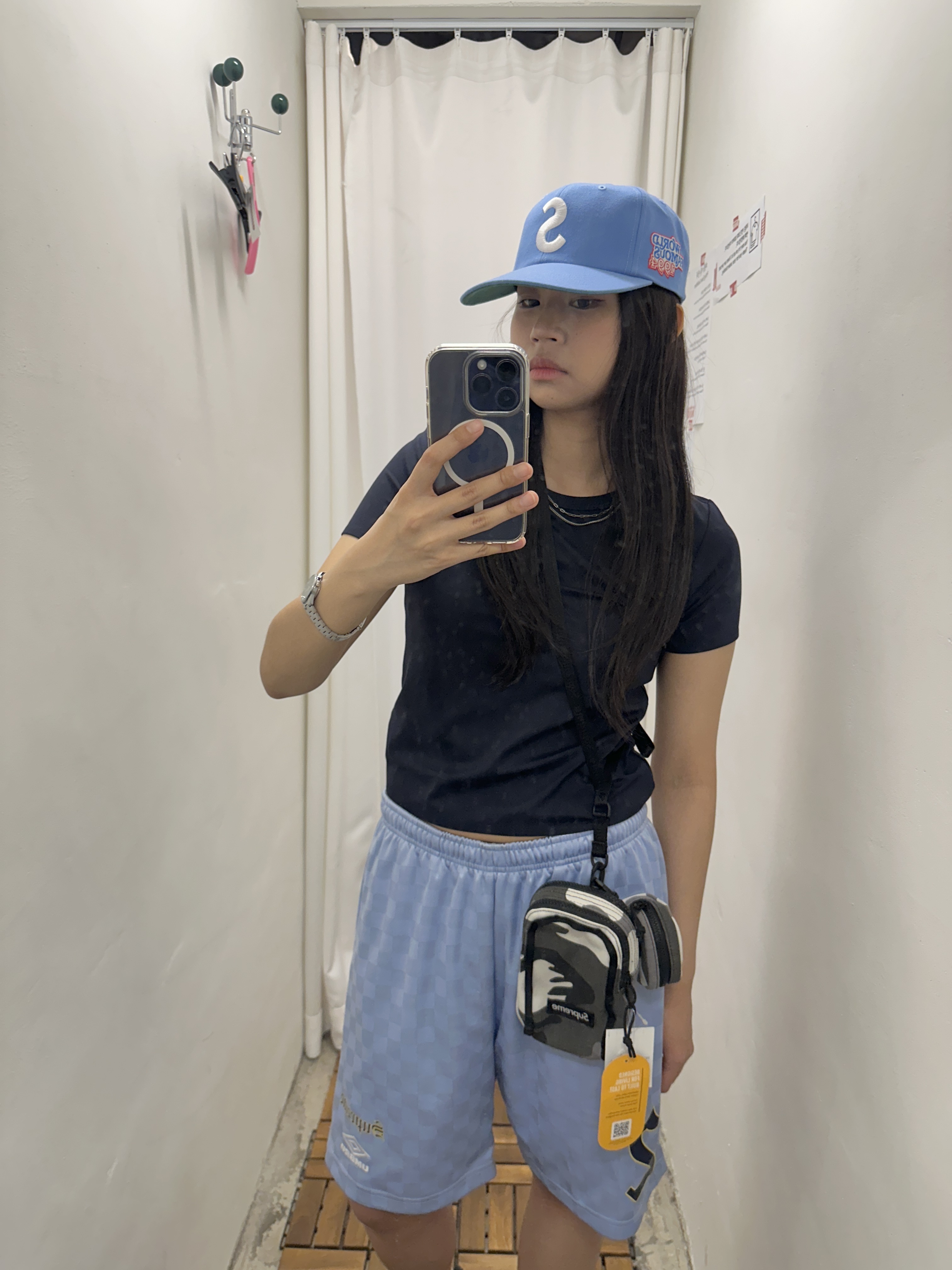 Supreme x Umbro Soccer Shorts Light Blue - 22SS, Supreme World Famous S Logo 6-Panel Light Blue - 25SS 착용 스타일 - 2