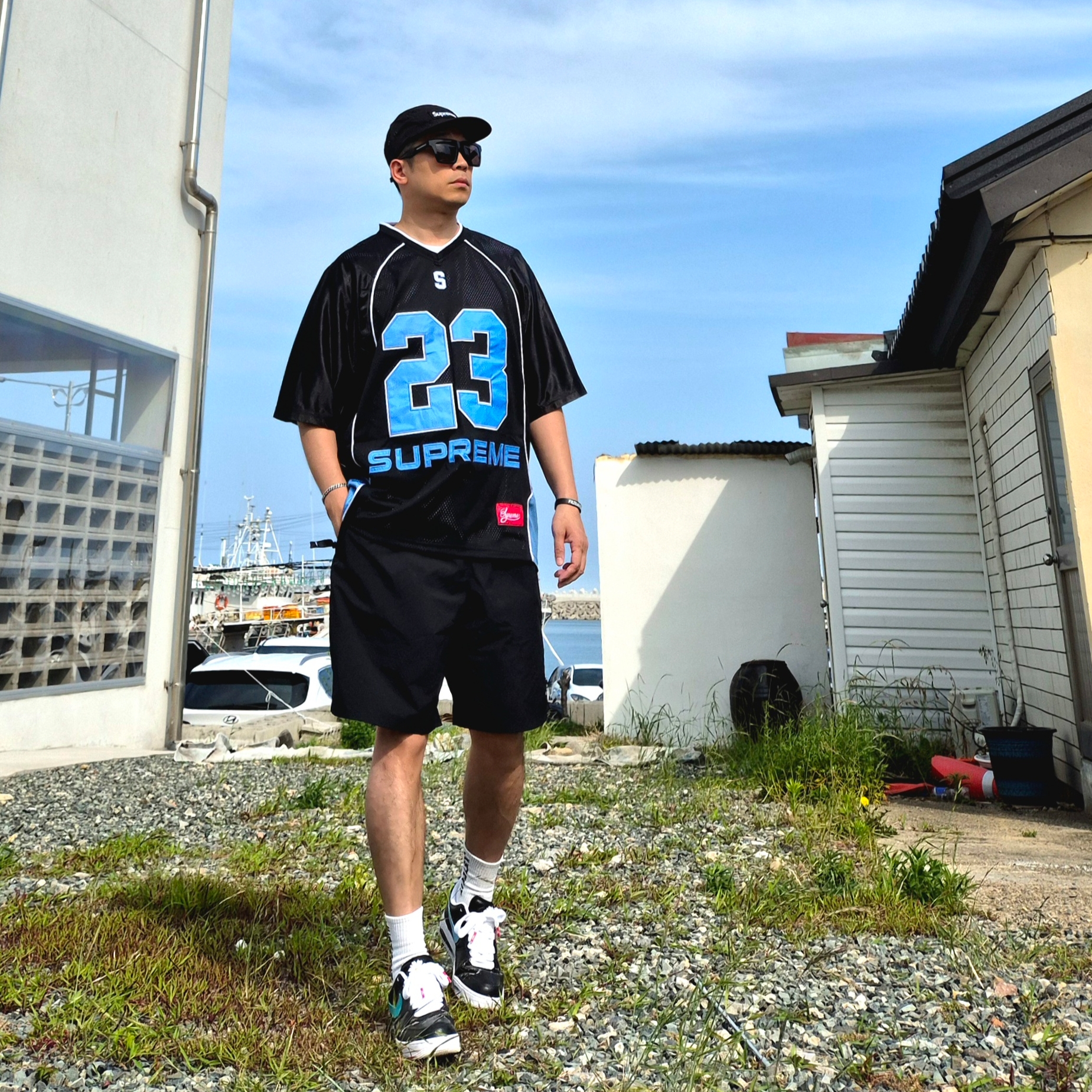 Nike x Peaceminusone Air Force 1 Low Para-Noise 3.0 Black and Multicolor, Nike Solo Swoosh Woven Shorts Black - Asia 착용 스타일 - 2
