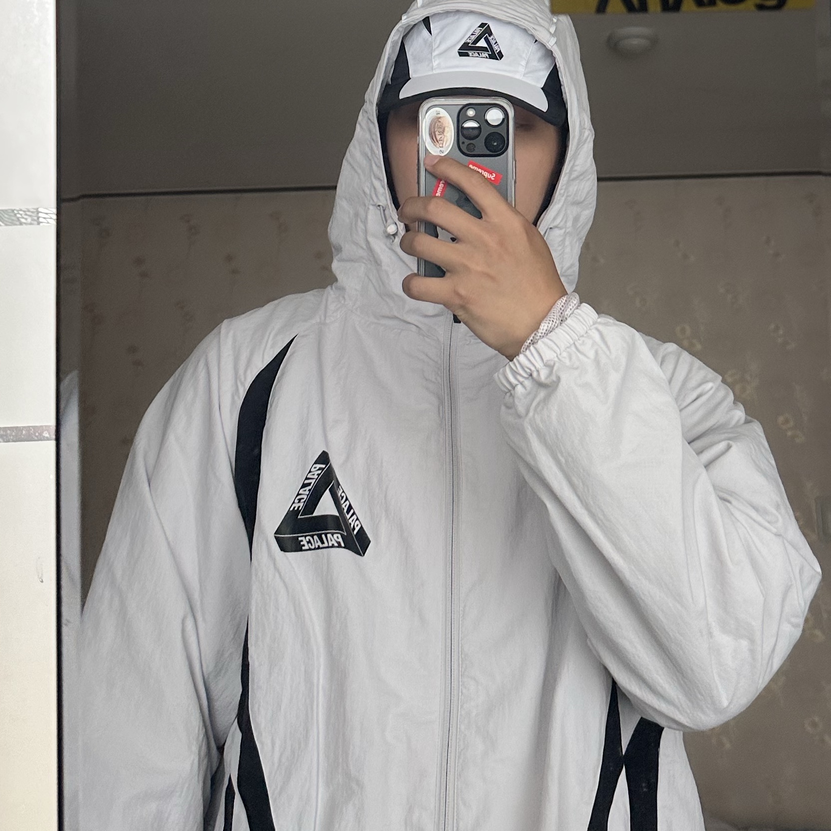 Palace P-Track Jacket Cloud - 25SS 착용 스타일