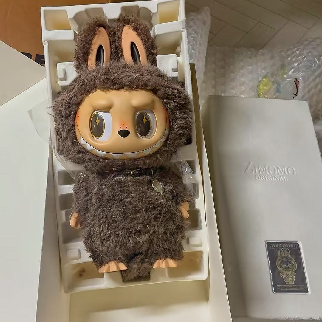 Pop Mart The Monsters I Found You Vinyl Face Doll 착용 스타일