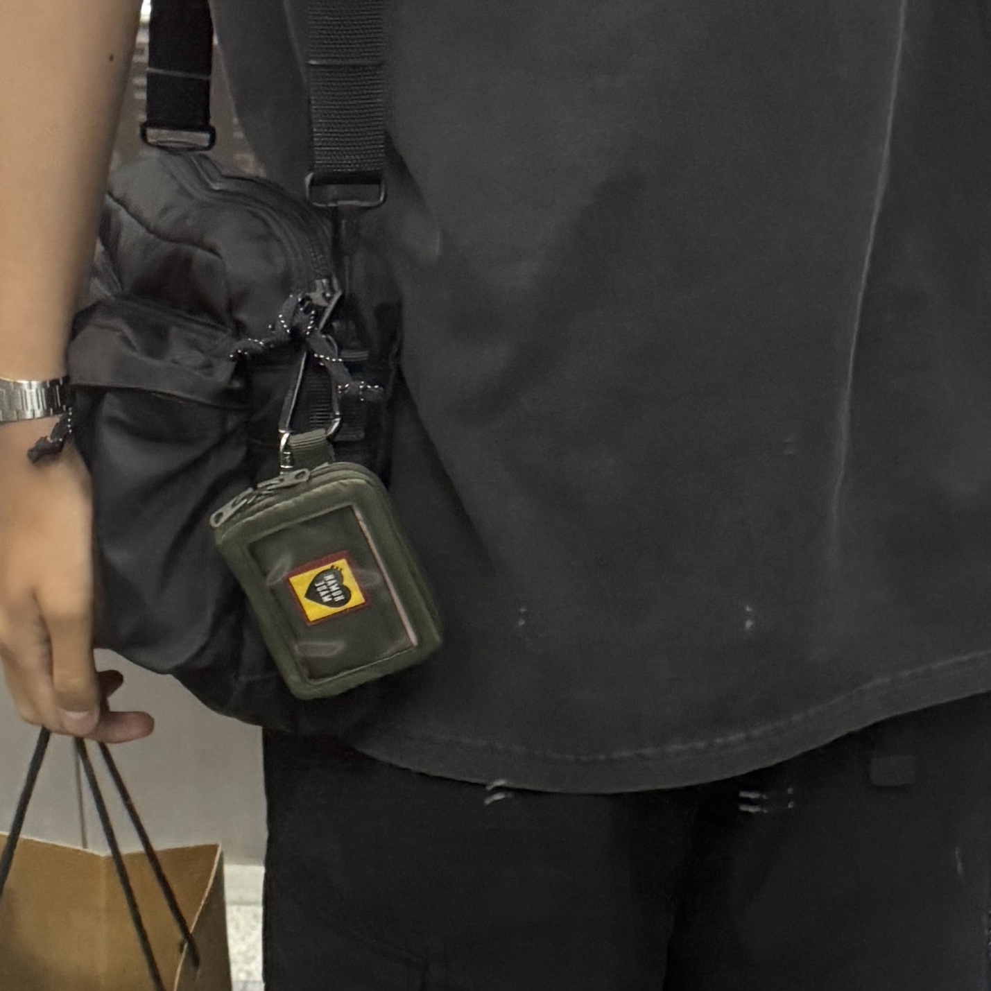 Porter Force Shoulder Bag S Black, Human Made Military Card Case Olive Drab 착용 스타일