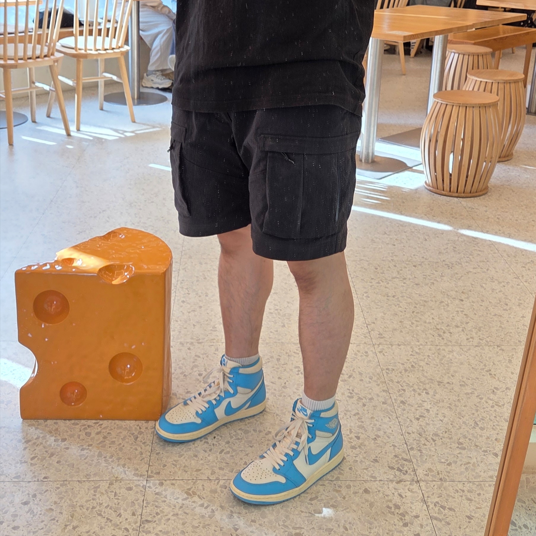 Jordan 1 Retro High OG UNC Reimagined 착용 스타일 - 2