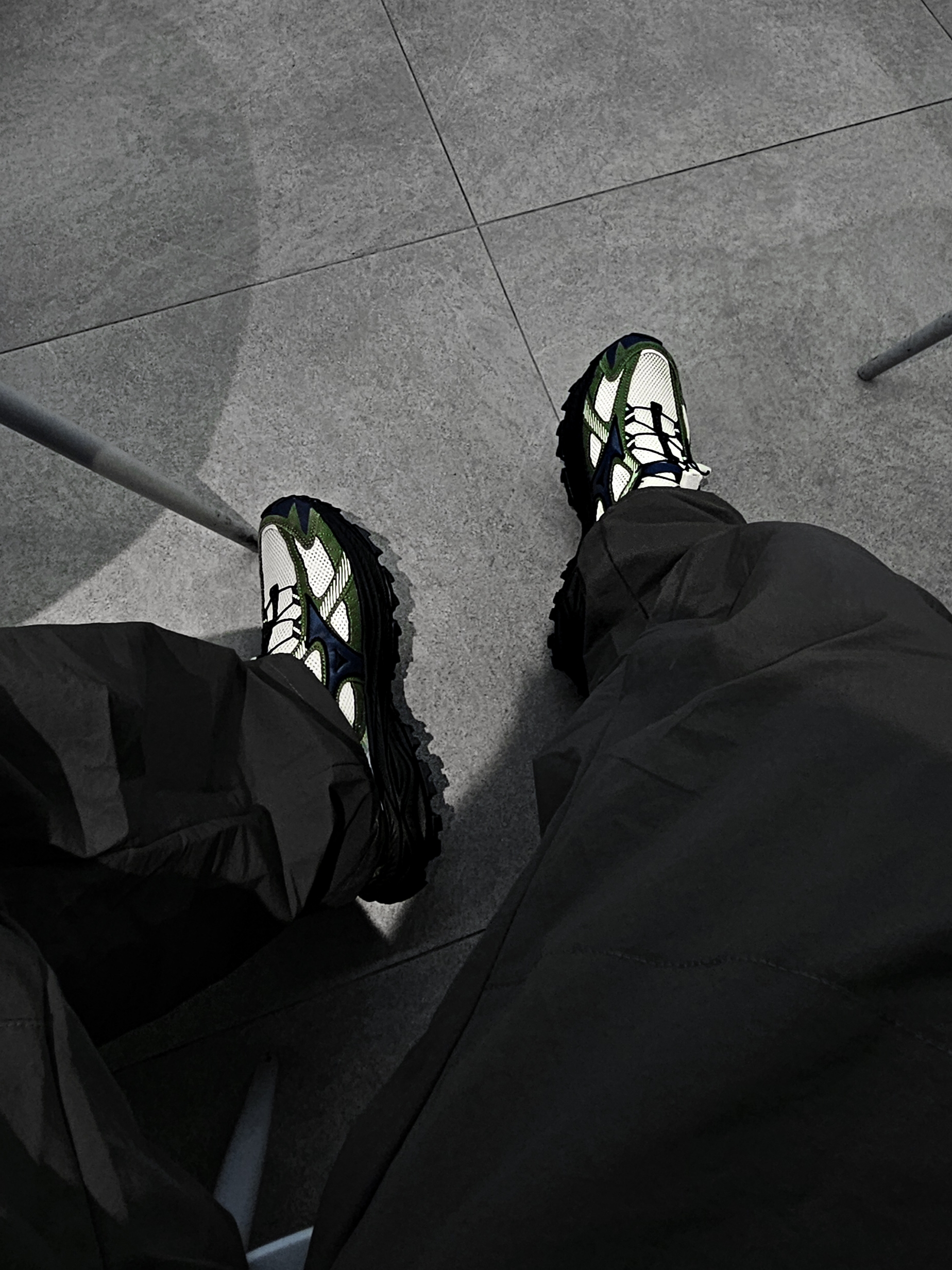 Mizuno Racer Trail SE Khaki 착용 스타일