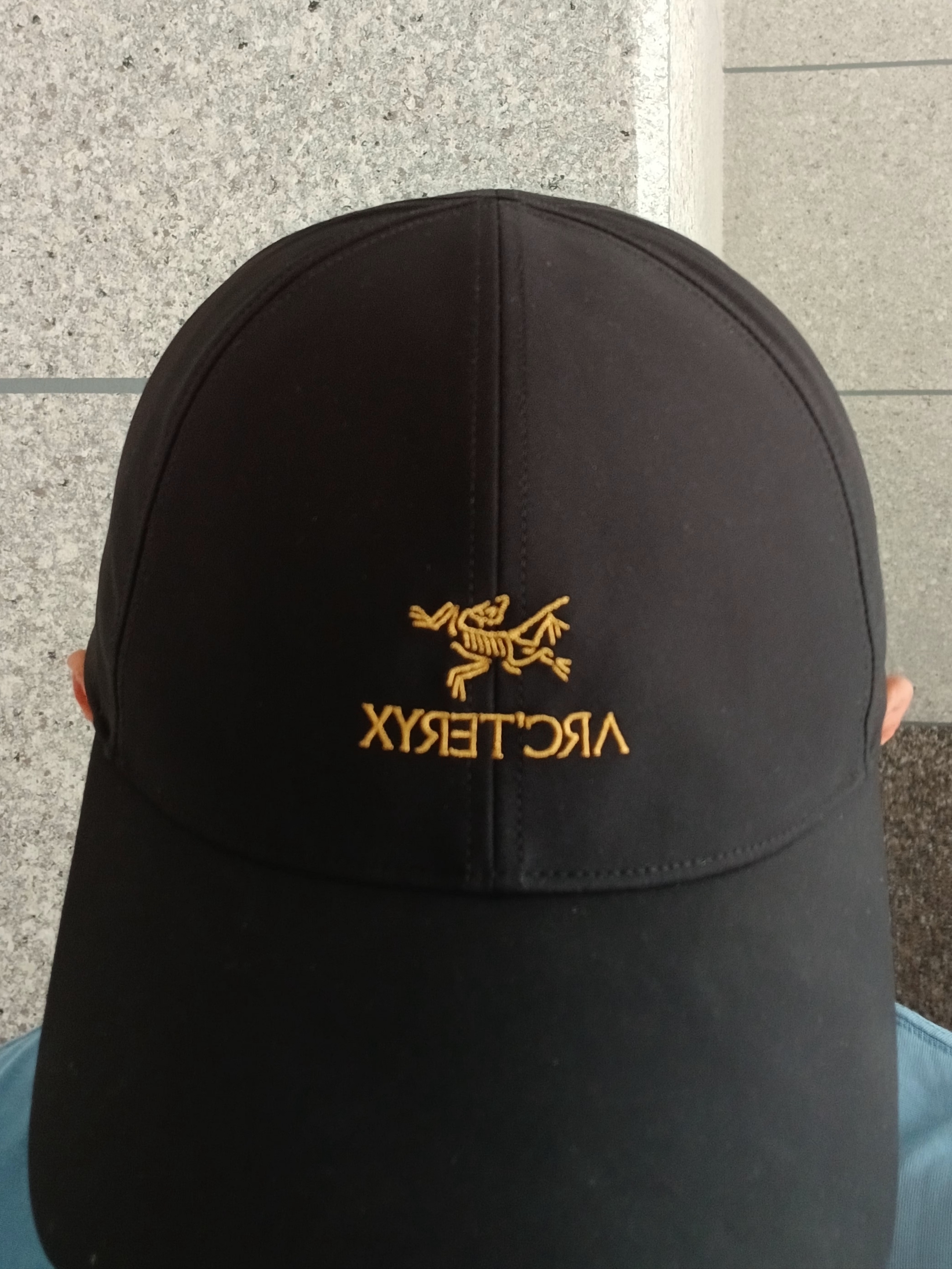 Arc'teryx Arc'Multi Bird Logo LS T-Shirt Stone Wash, Arc'teryx Gamma Quick Dry Shorts 9 Inch Canvas 착용 스타일 - 7