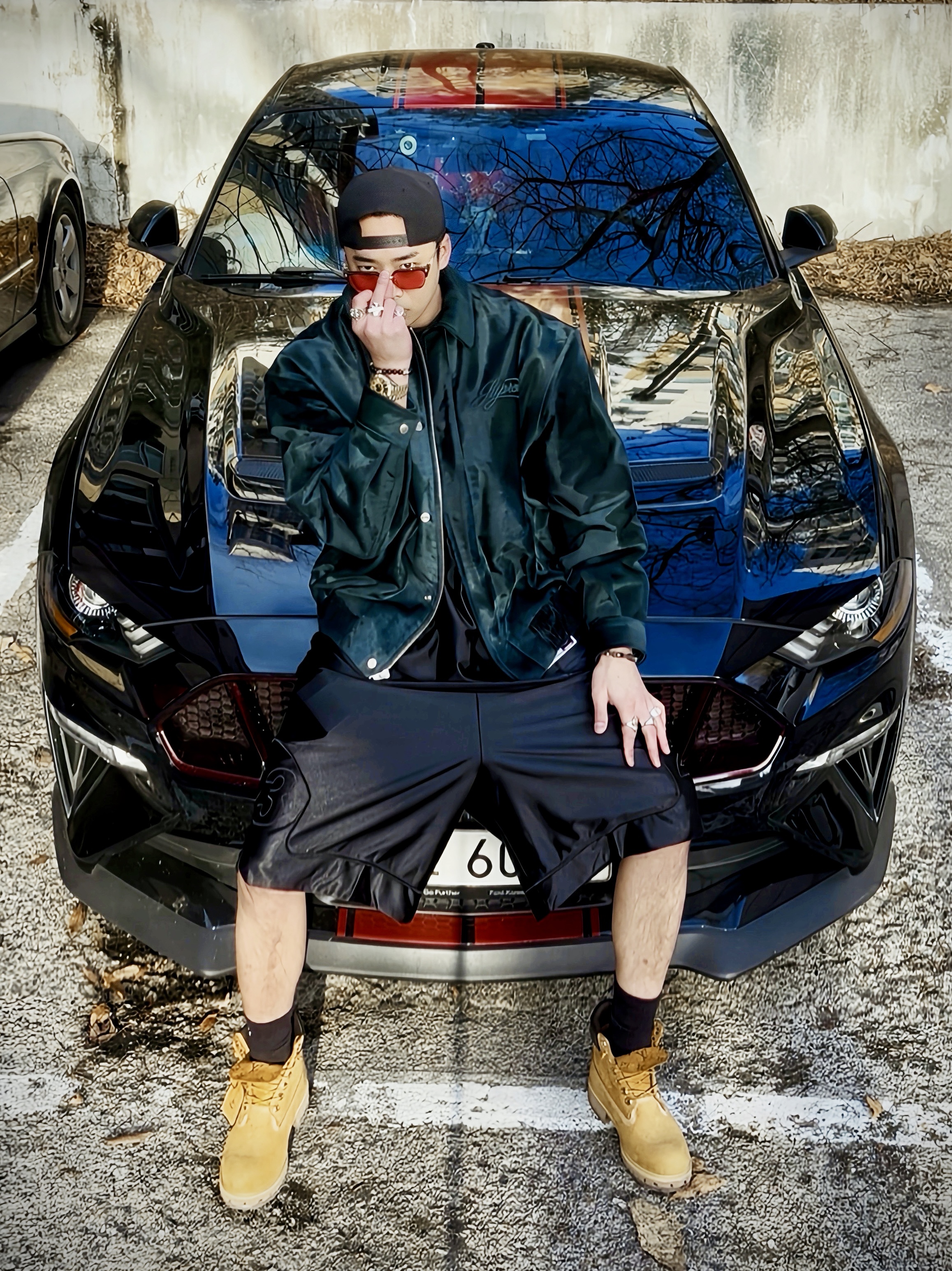 Supreme x 40 Acres Spikes T-Shirt Black - 25SS, Supreme x Jordan Warm Up Jersey Black - 24FW 착용 스타일 - 2