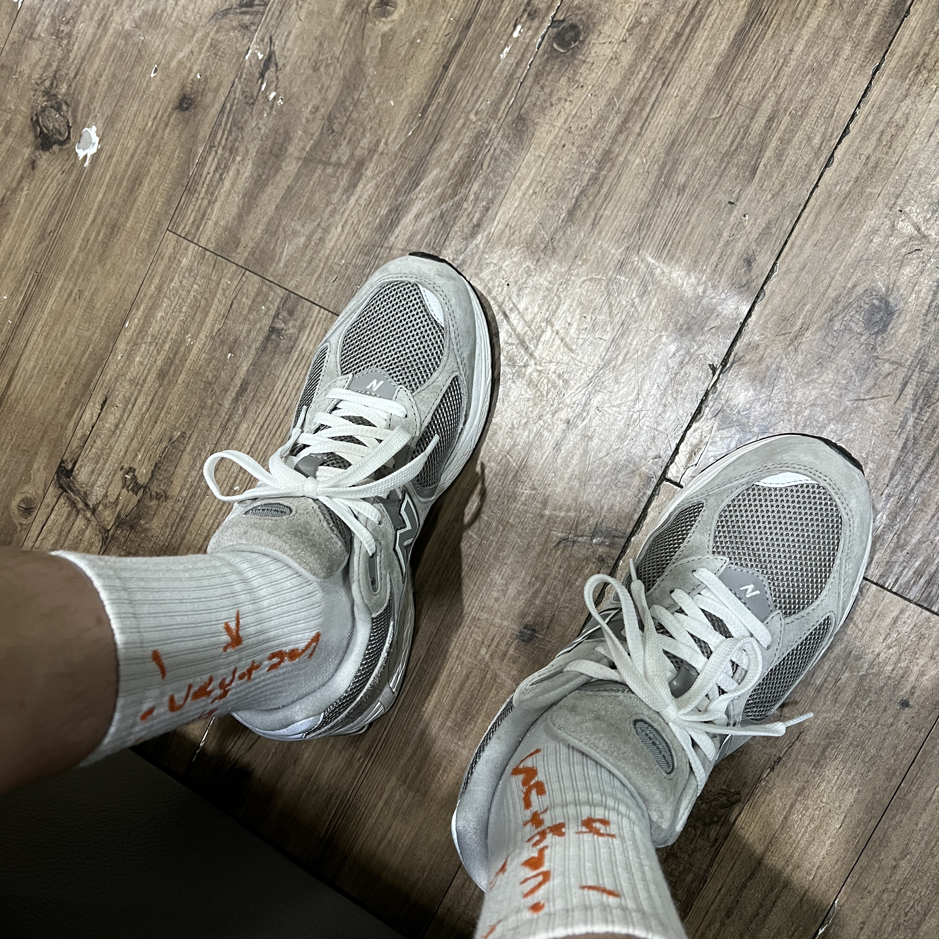 New Balance 2002R Marblehead White 착용 스타일