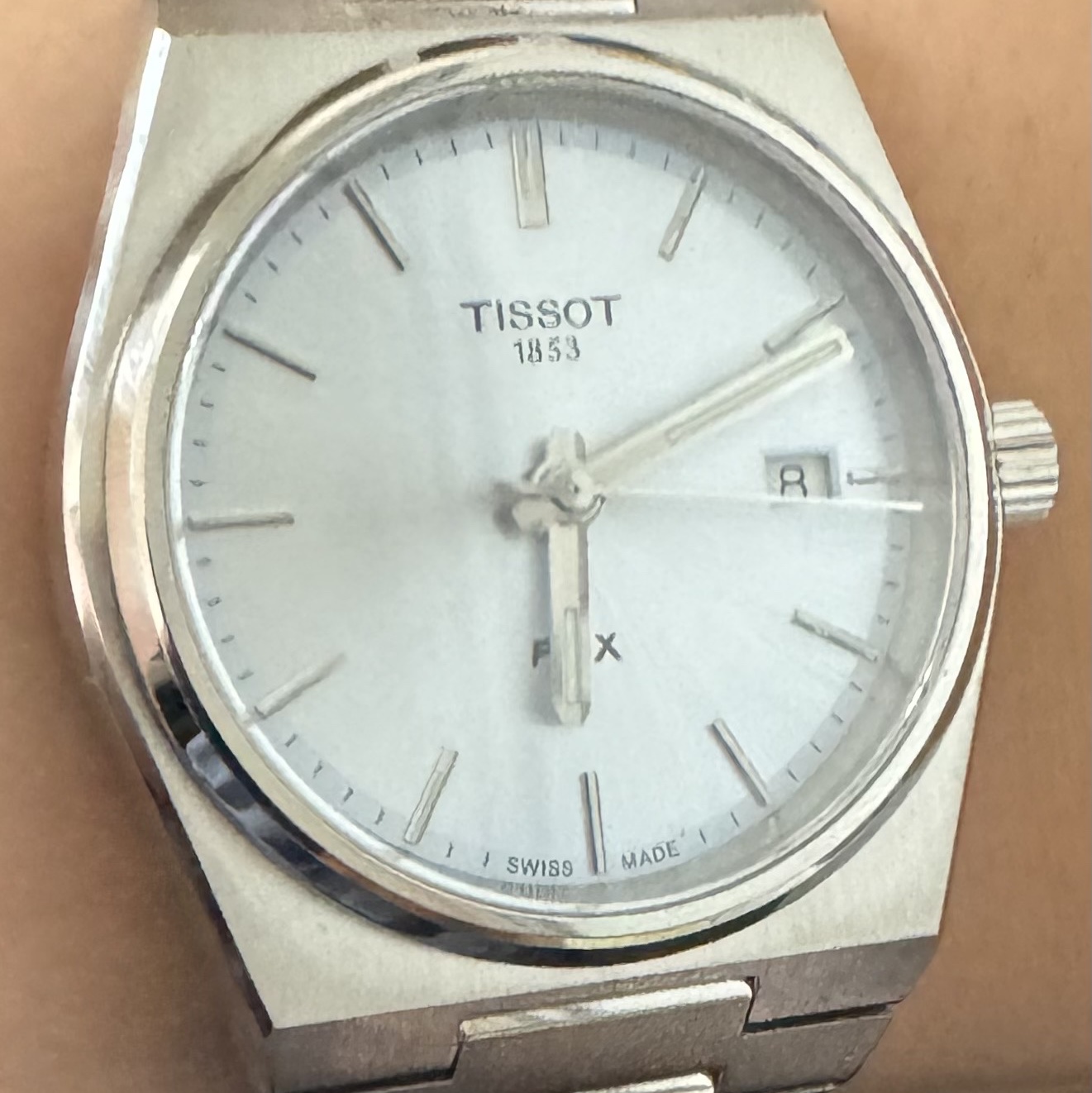 Tissot PRX 35mm Quartz Steel Light Blue 착용 스타일